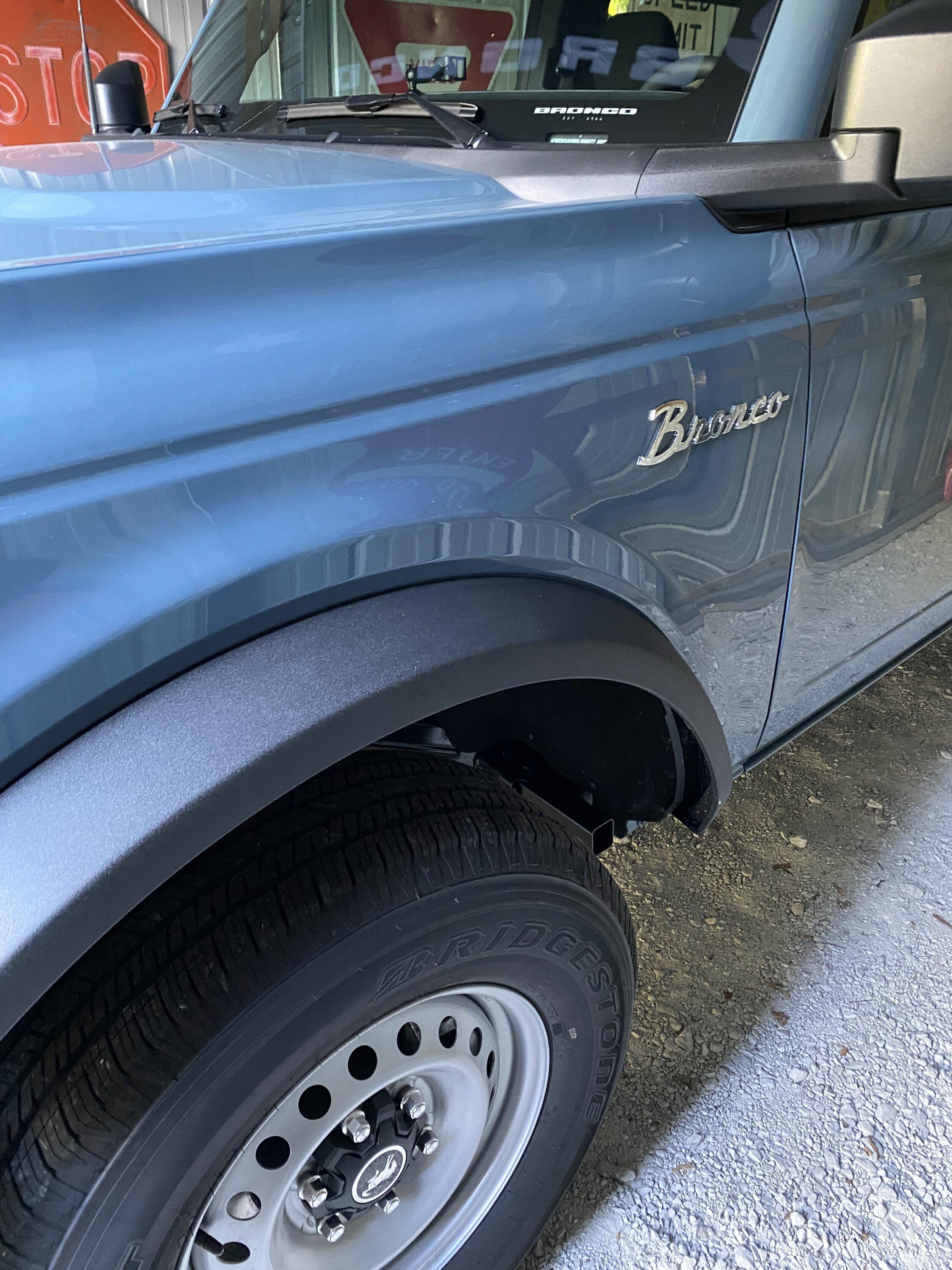 Ford Bronco Hi 666723F4-30CE-416C-ABC3-E35DD4BF9915