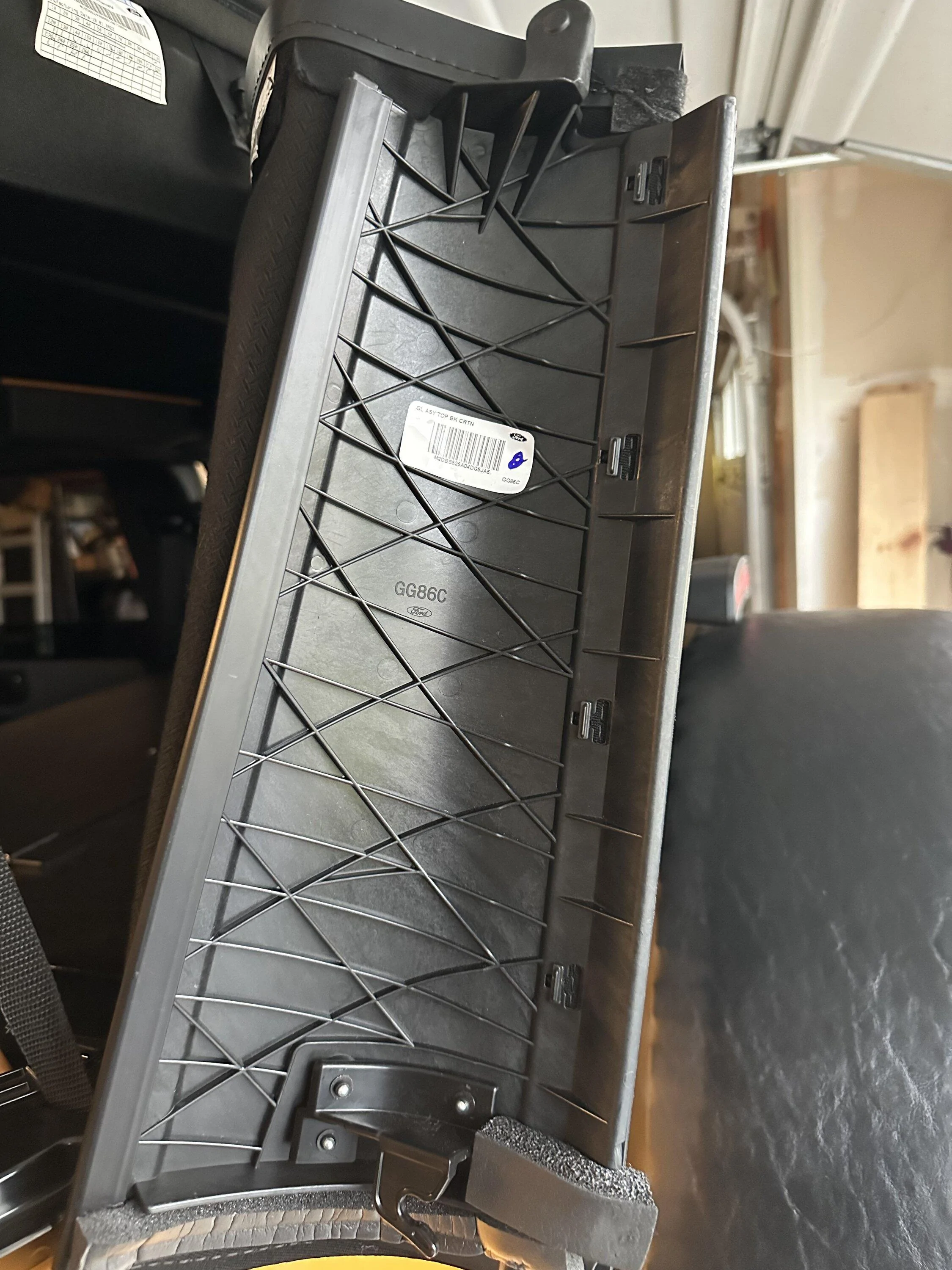 Ford Bronco Soft top has rivets now? 802CF626-9BC5-4E4E-A2C3-F6626ABB88E2