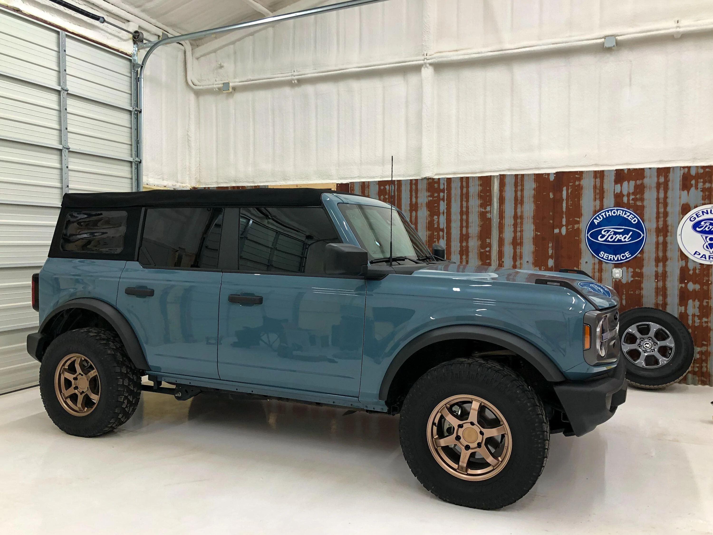 Ford Bronco Show 33's some love picture thread 7ABB93E6-7F0F-47DA-B8EF-2D7078F36B10