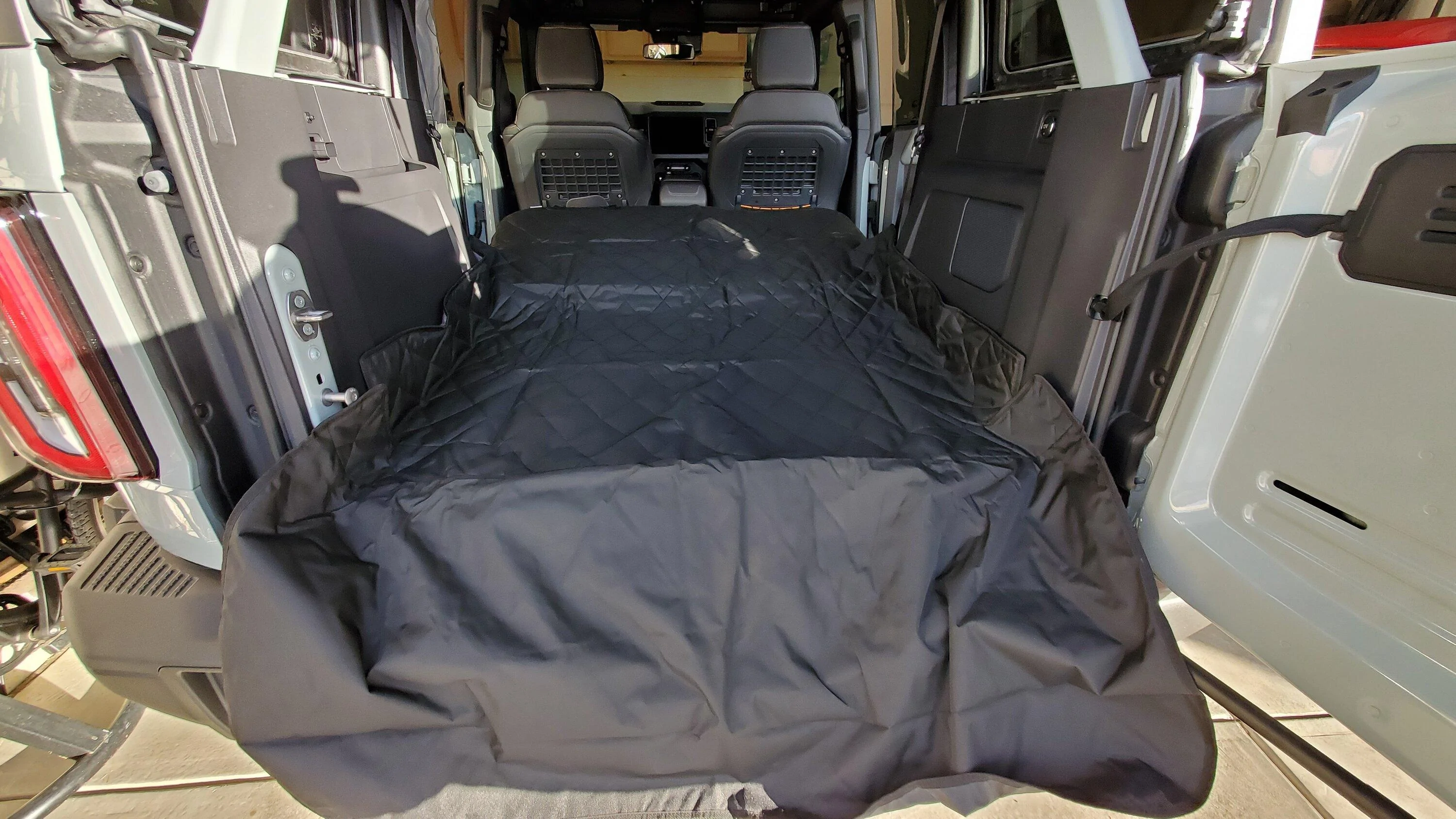 Ford Bronco 4Knines Pet Cargo Liner 20220927_175149
