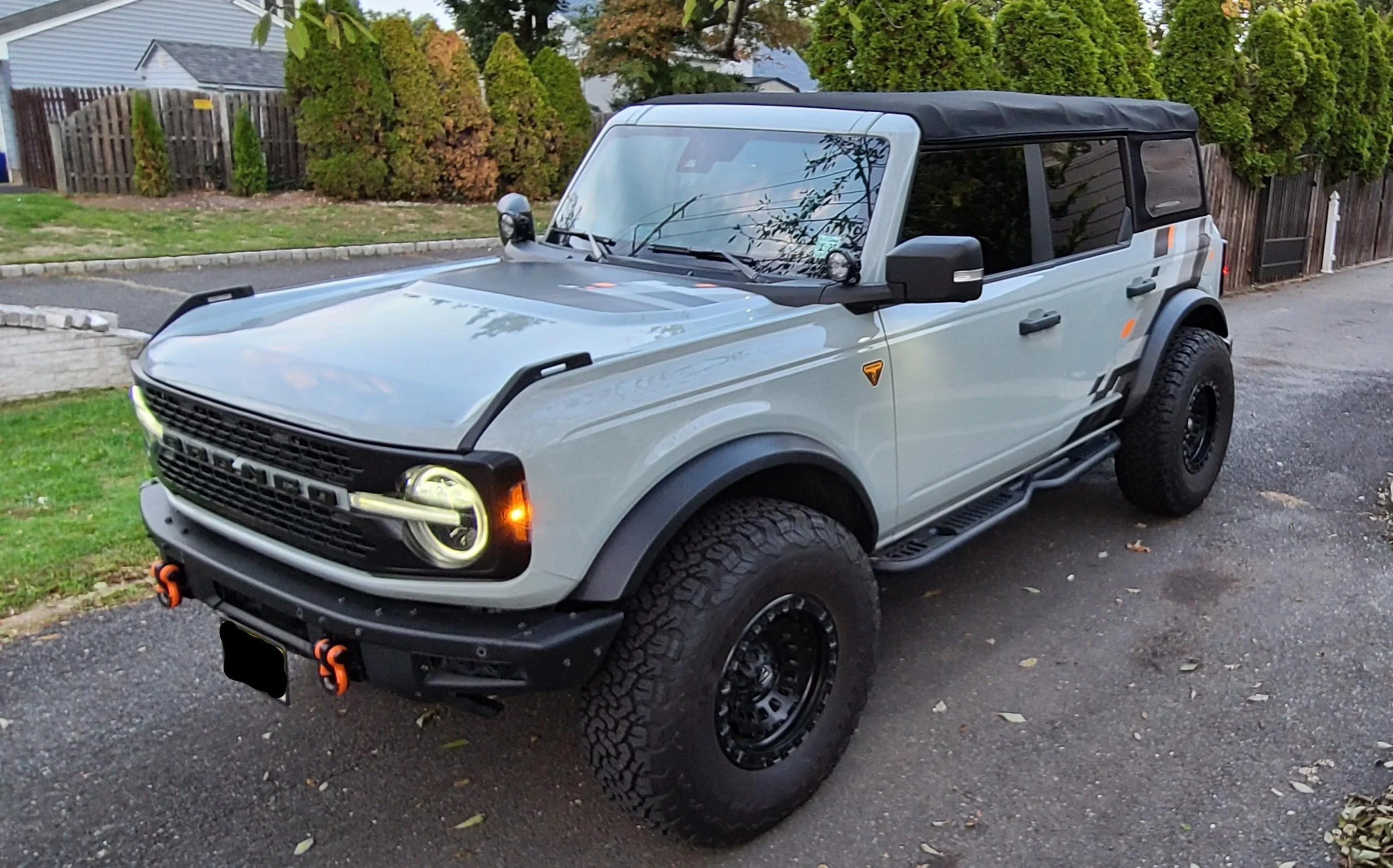 Ford Bronco "Braptor" Graphics Kit from Underground Graphics DIY Installed 20221007_181946 (2)