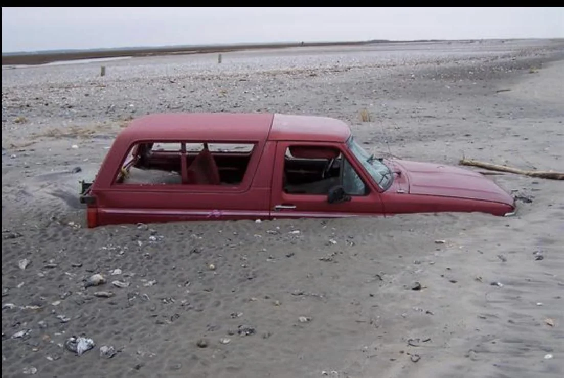 Ford Bronco 1st time I've ever driven on a beach... 5C1DBE06-5201-401E-B1EC-C7608953C608