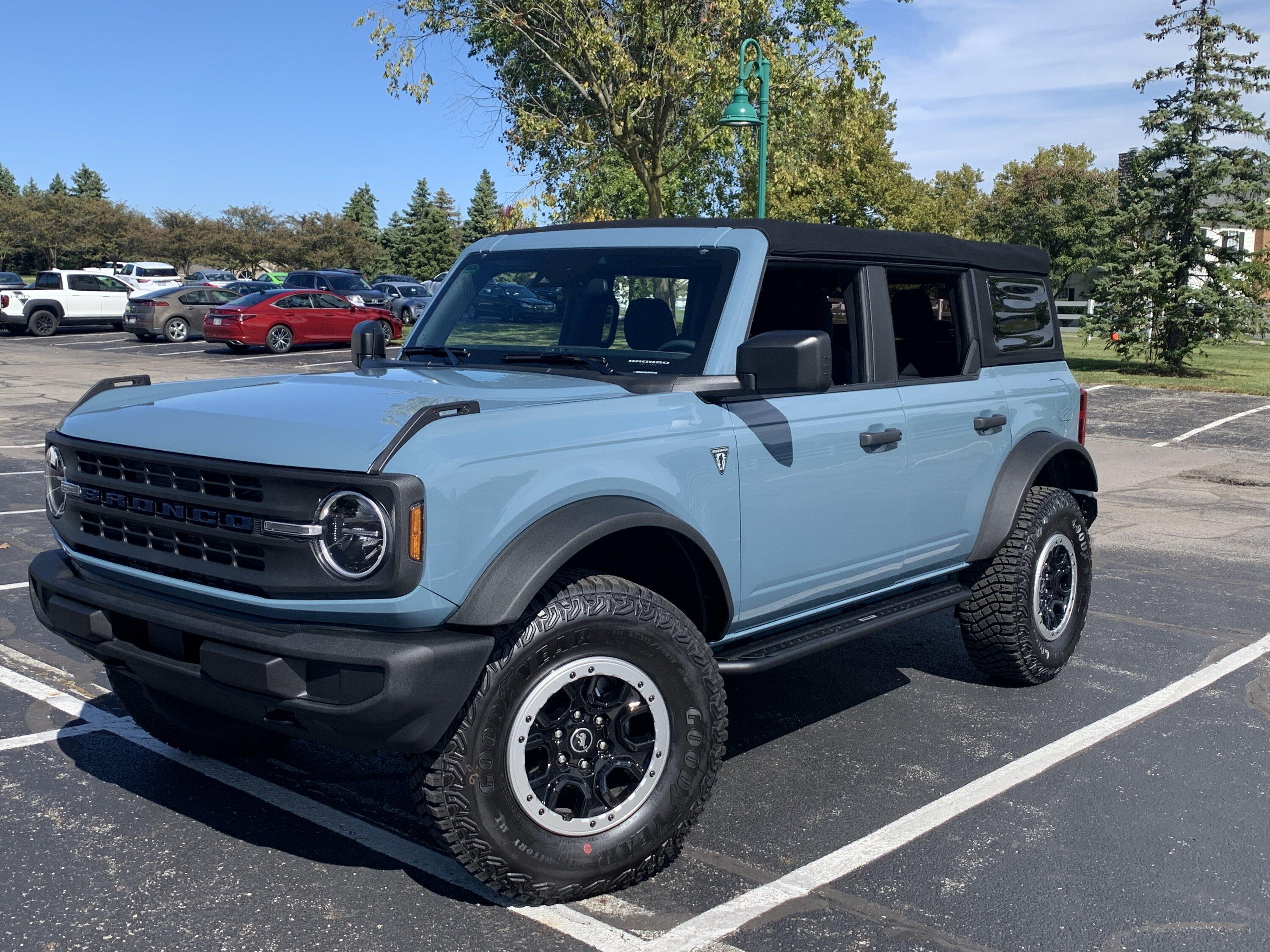 Ford Bronco Base Model Bronco Thread 6669DDF7-E8E0-4BD7-90B3-B26076FA95B8