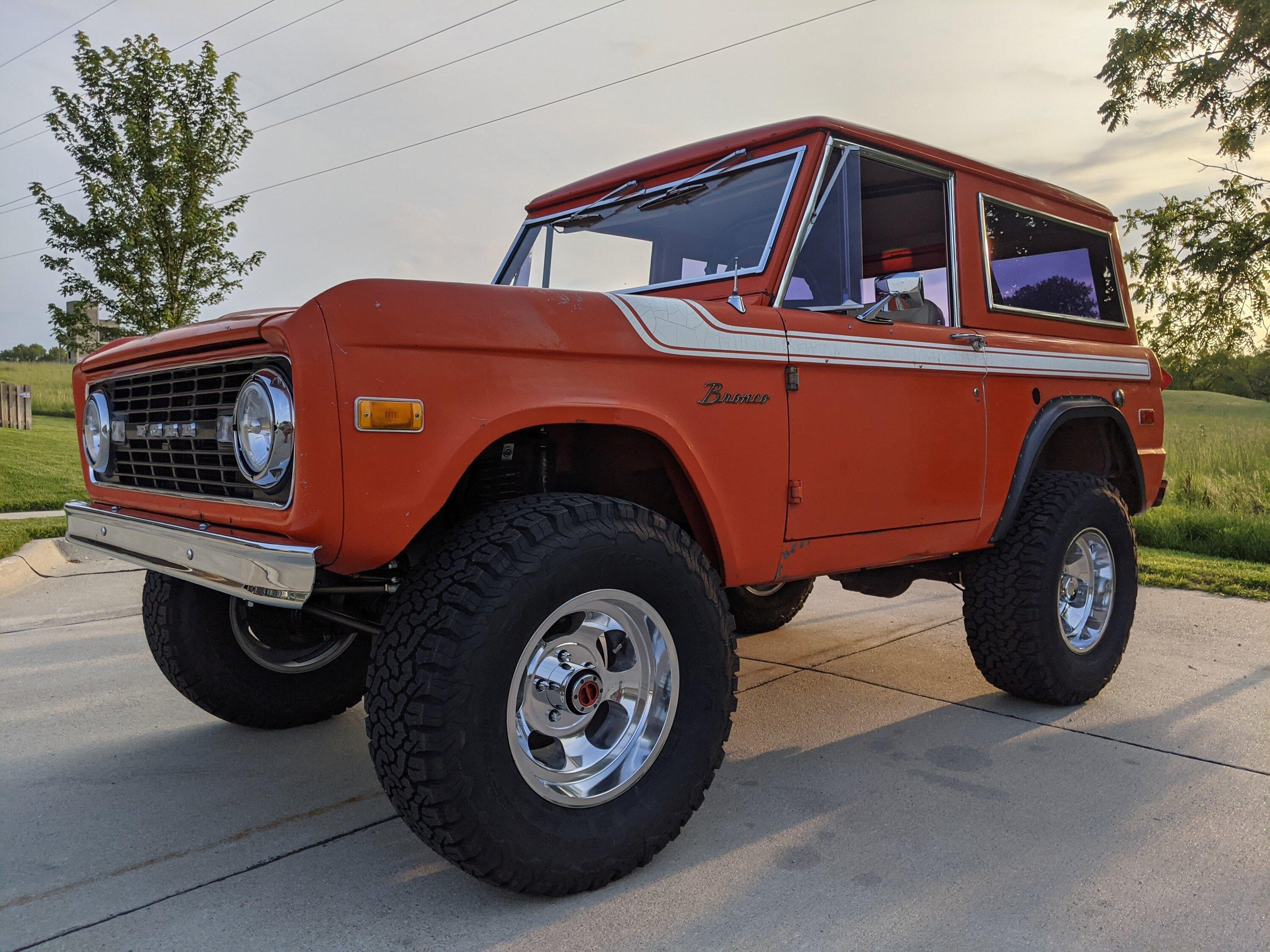 Ford Bronco Bronco Team 2 door. PXL_20210813_001455895.MP