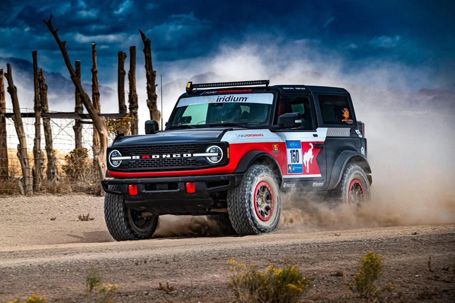 Ford Bronco 3 Bronco Teams Will Compete in 2022 Rebelle Rally 2021-Ford-Bronco-at-the-2021-Rebelle-Rally-Exterior-001-Front-Three-Quarters