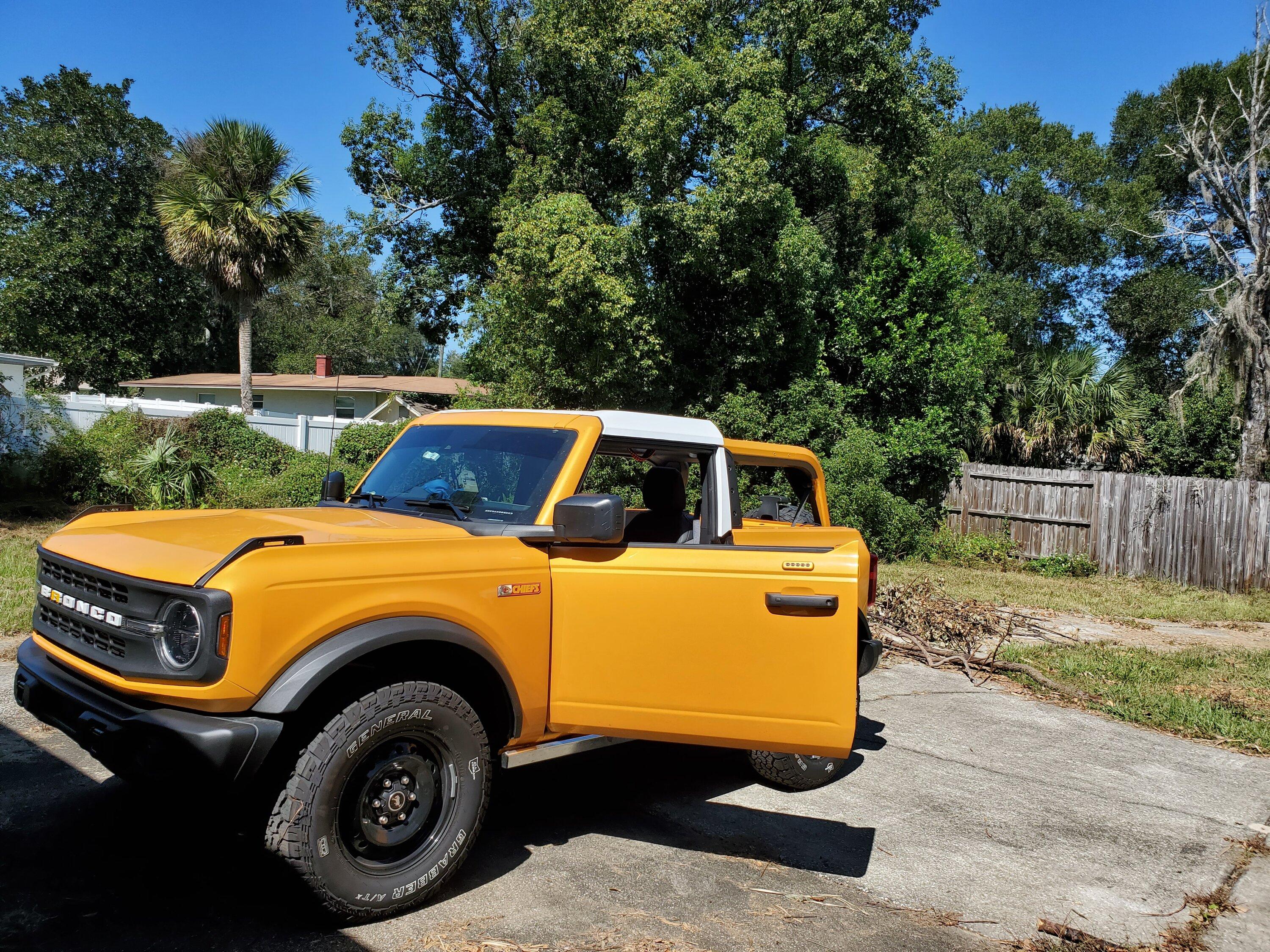 Ford Bronco Bronco Team 2 door. 20221006_122607