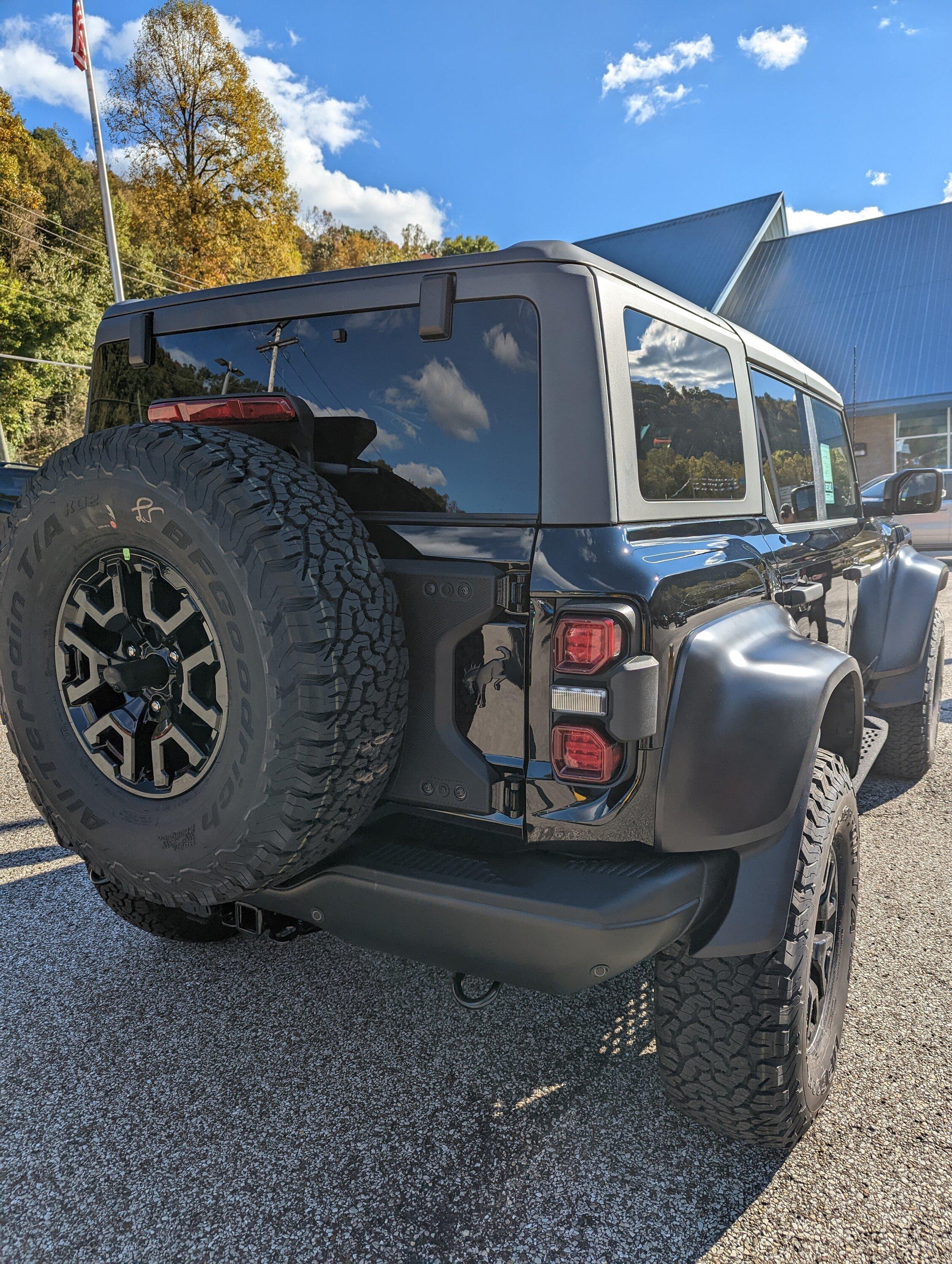 Ford Bronco Delivered Bronco Raptor photos thread PXL_20221008_201905974