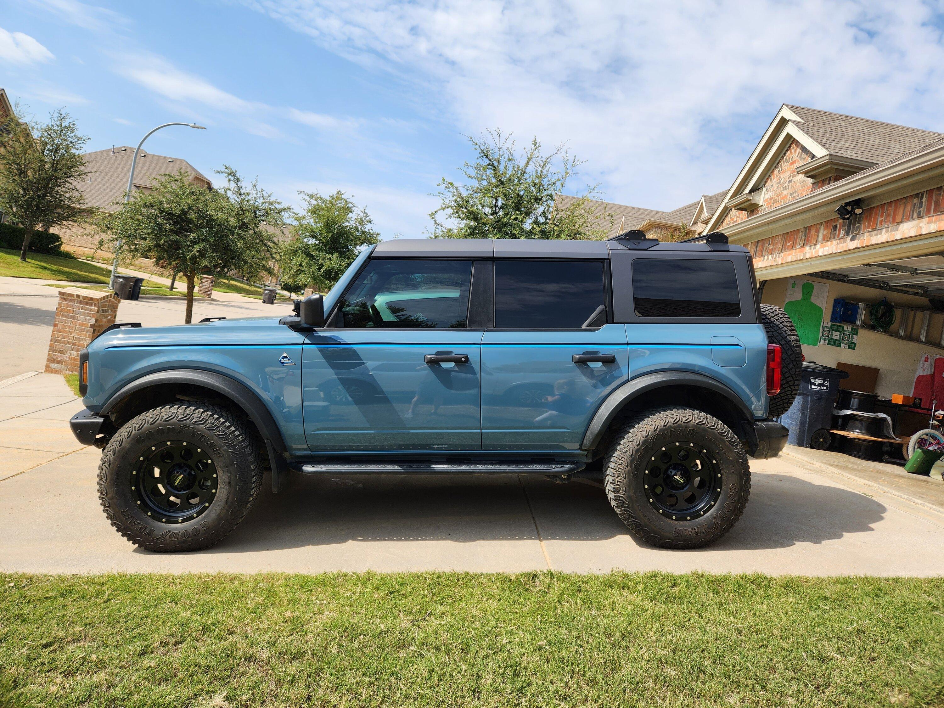 Ford Bronco Procomp Series 45 Proxy Wheels installed (-6 mm offset) 20221010_121722