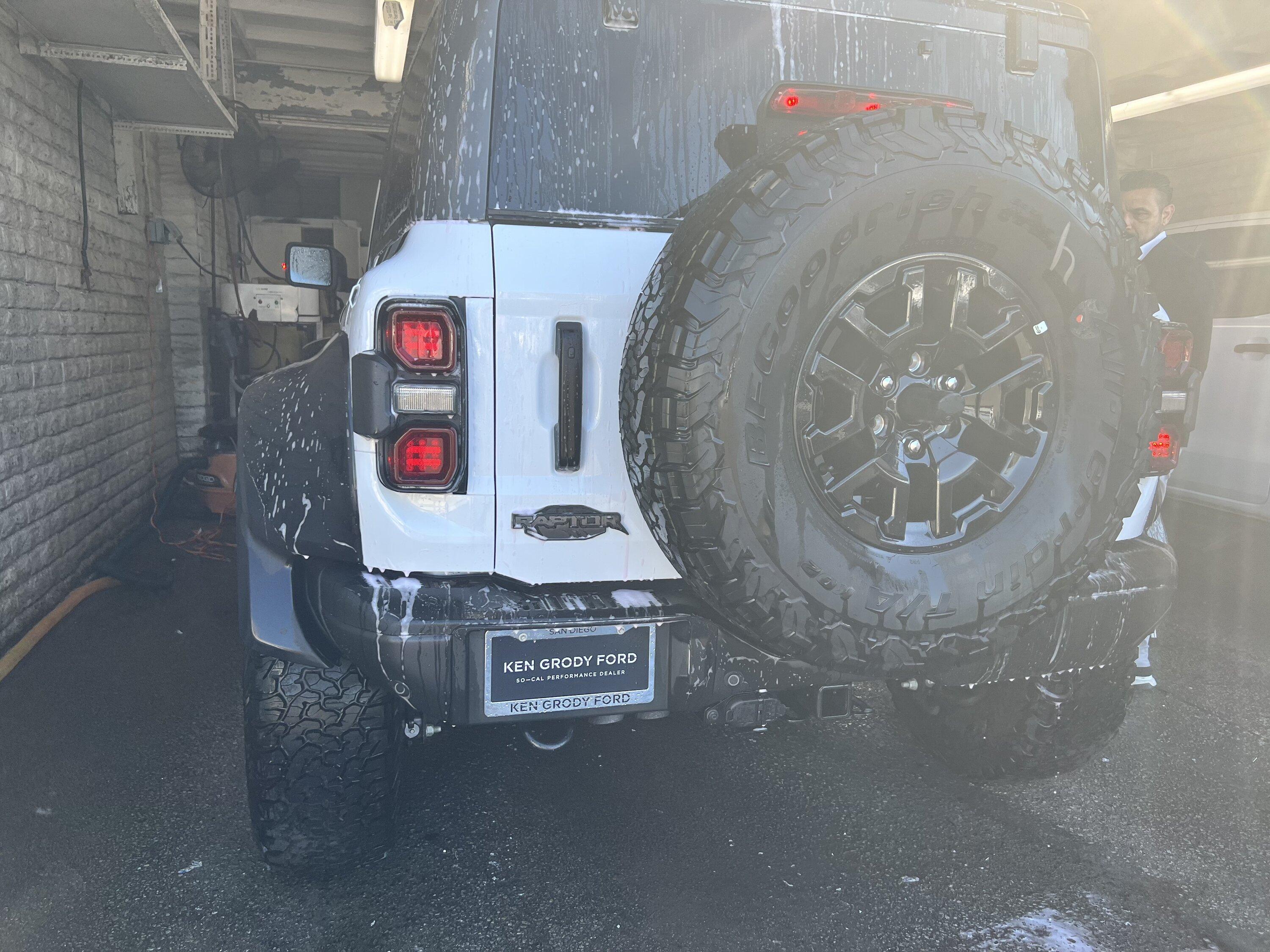 Ford Bronco ⏳ Bronco Raptor now being scheduled for production & VIN assigned EC23590E-88B0-4719-A03D-46089E662E7A