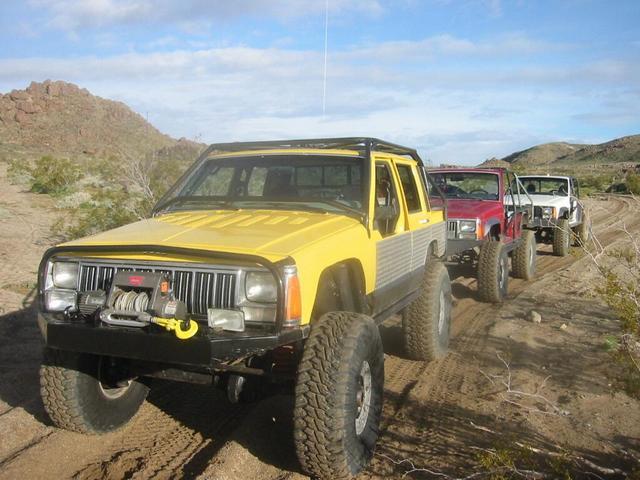 Ford Bronco Jeep XJ Comparison BOTW%20AZ%20%2705%20005