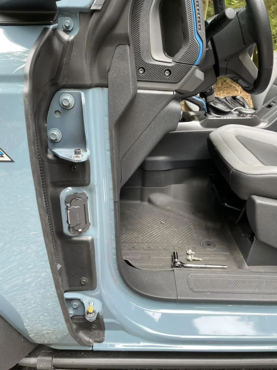 Ford Bronco Oopsie... dropped and dented my door this weekend 15BAF9AA-5AF4-43E5-9EC5-DFF5B9788952