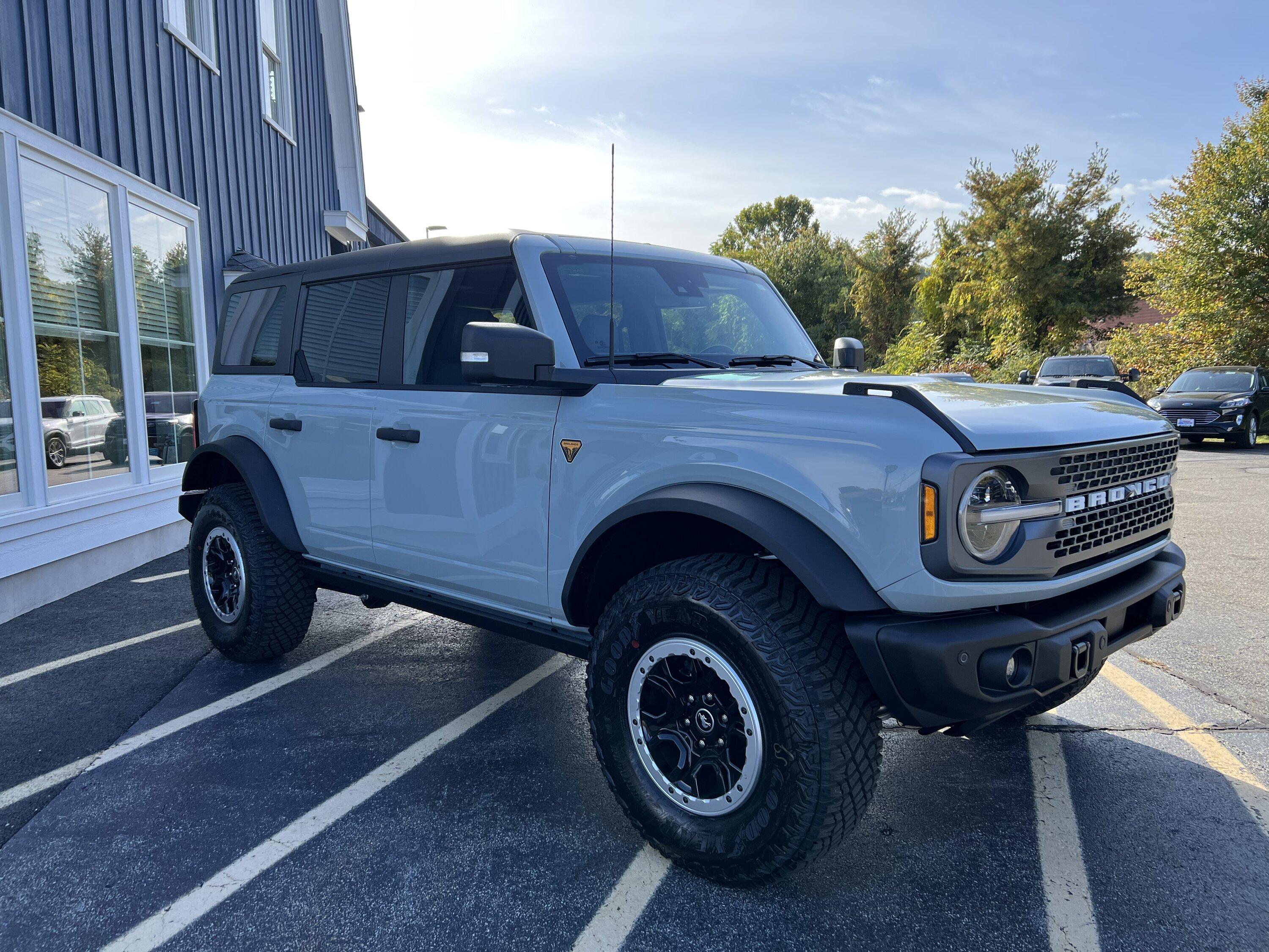 Ford Bronco 9/5/22 Build week group 30386FCF-F883-4F6B-B5B0-46586E6F599A