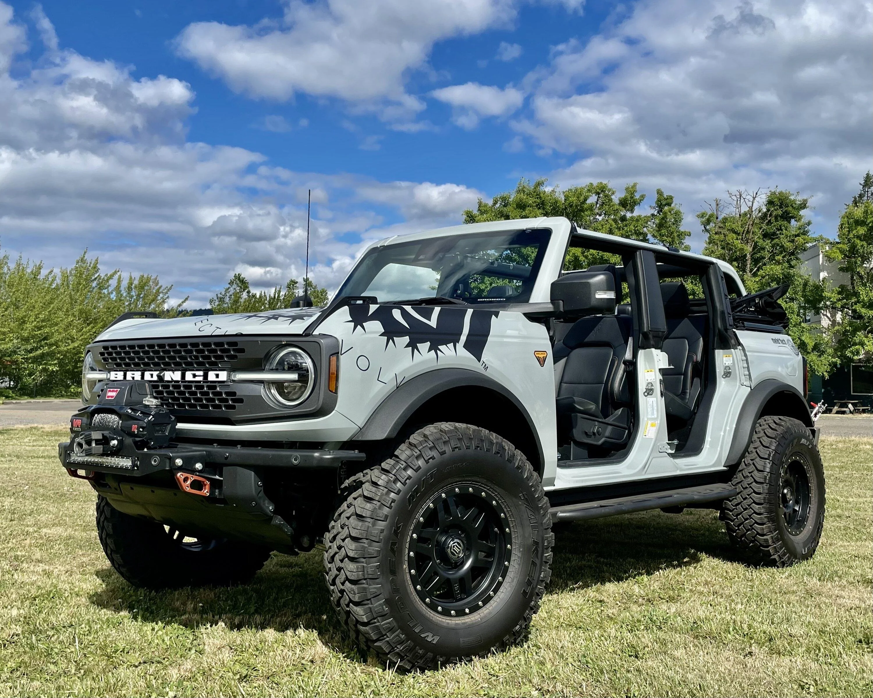 Ford Bronco CACTUS GRAY Bronco Club metaltech4x4 no doors