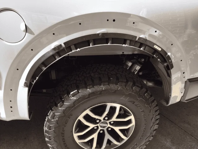 Ford Bronco Painted separate fender flares 1583518855742