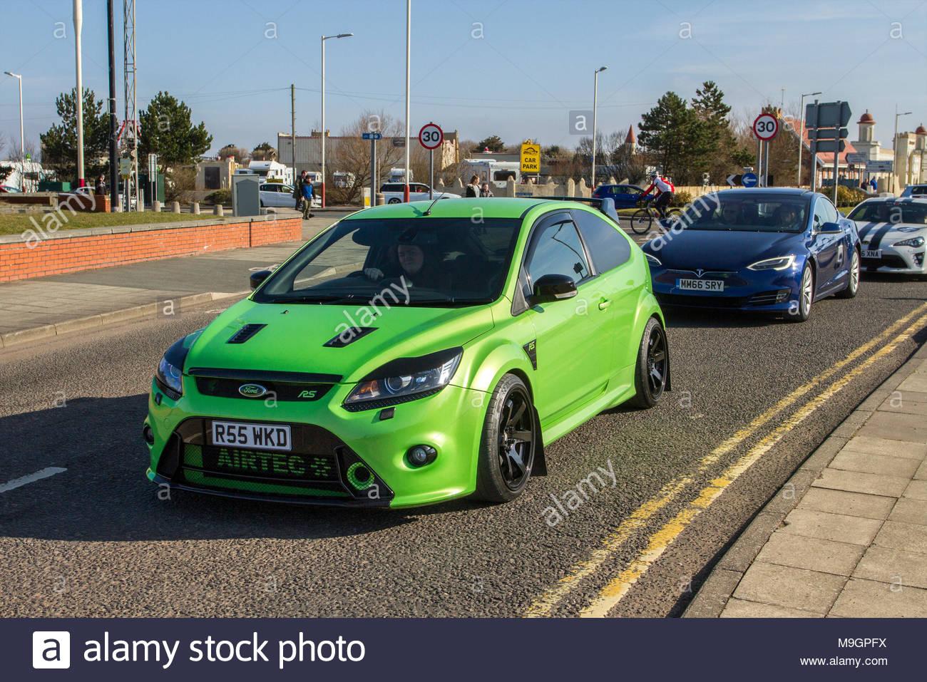2010-green-ford-focus-rs-car-at-southport-merseyside-north-west-supercars-event-as-hundreds-of...jpg