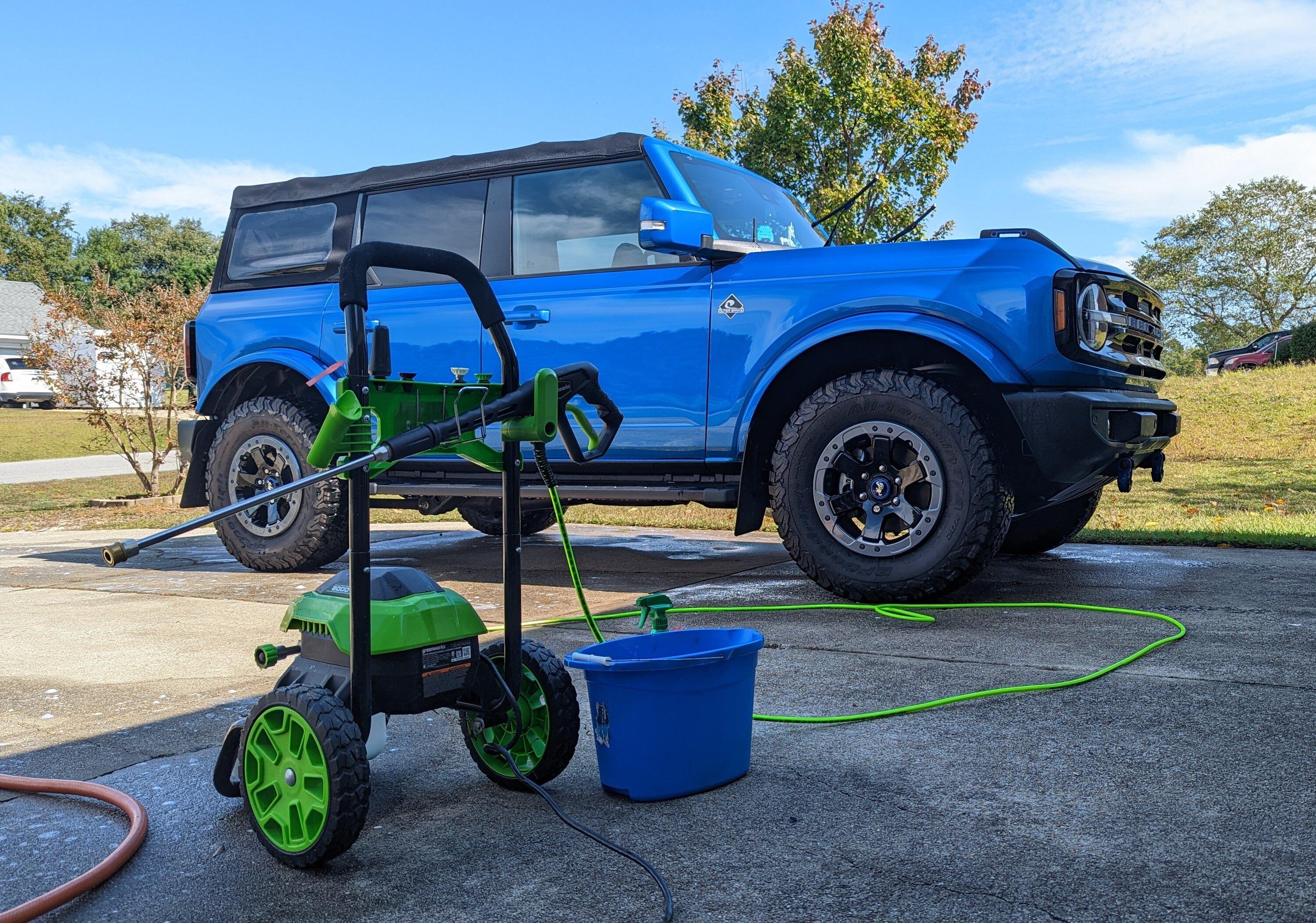 Ford Bronco What did you do TO / WITH your Bronco today? 👨🏻‍🔧🧰🚿🛠 PXL_20221012_163249189