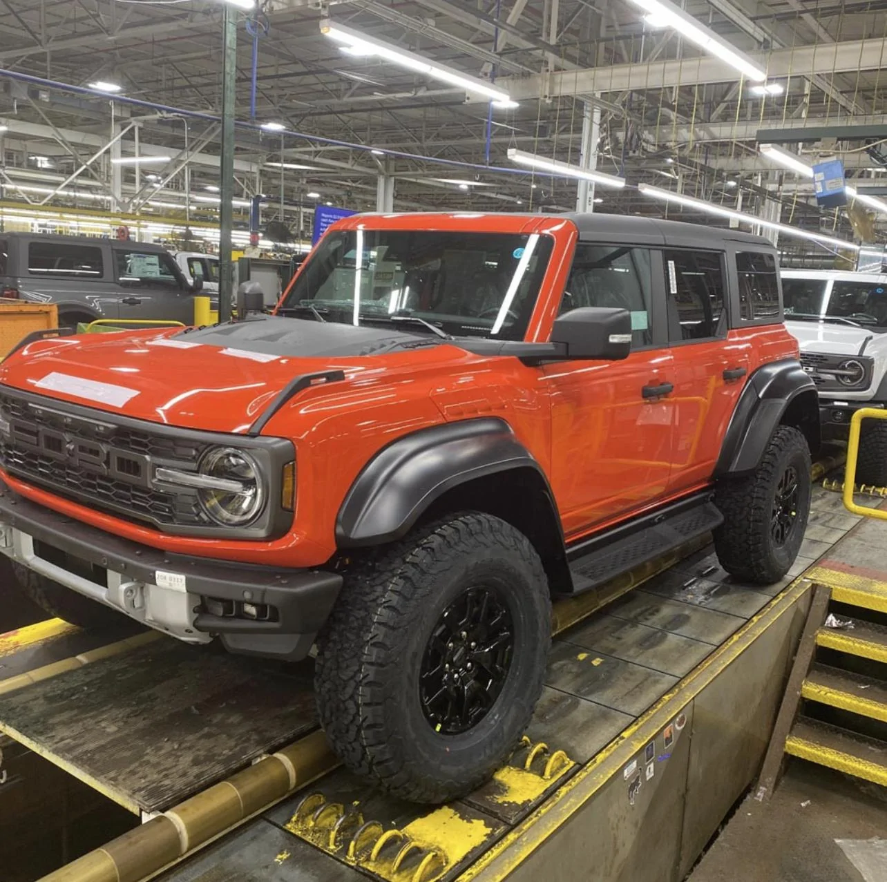 Ford Bronco ⏳ Bronco Raptor now being scheduled for production & VIN assigned D3FD5FCD-4FDB-40F2-9D9D-0907C0552A3B