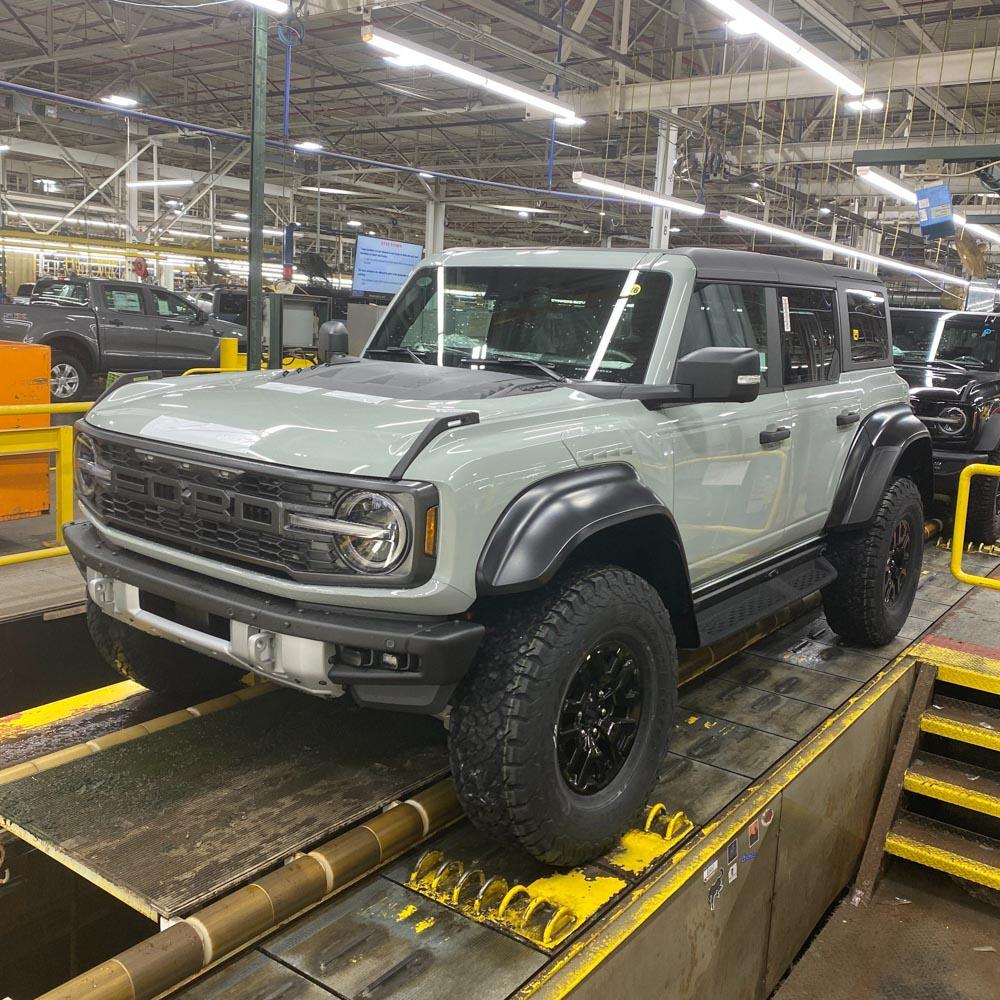 Ford Bronco 9/19/22 Build Week 1665627208459