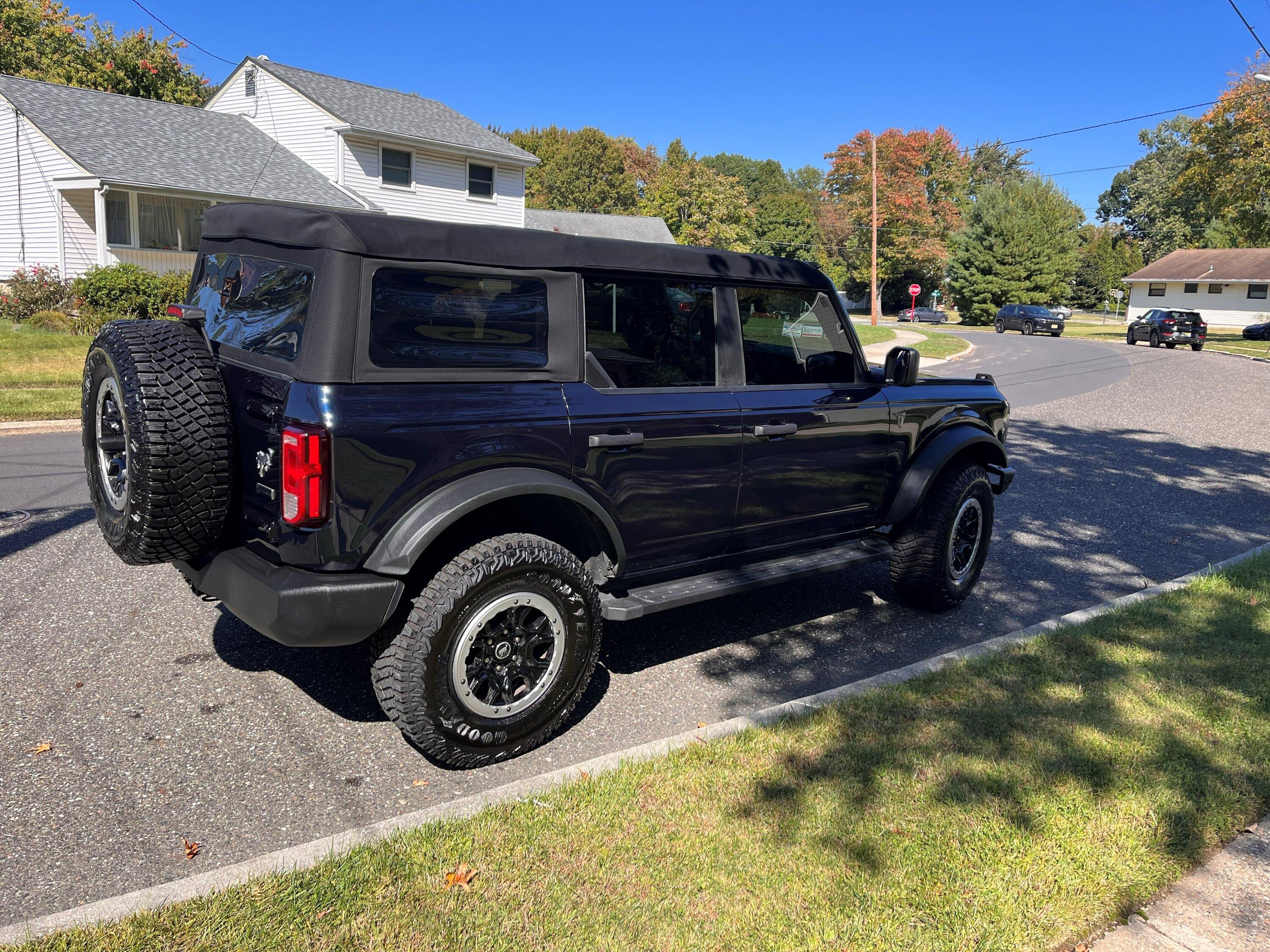Ford Bronco Antimatter Blue Thread sun and shade