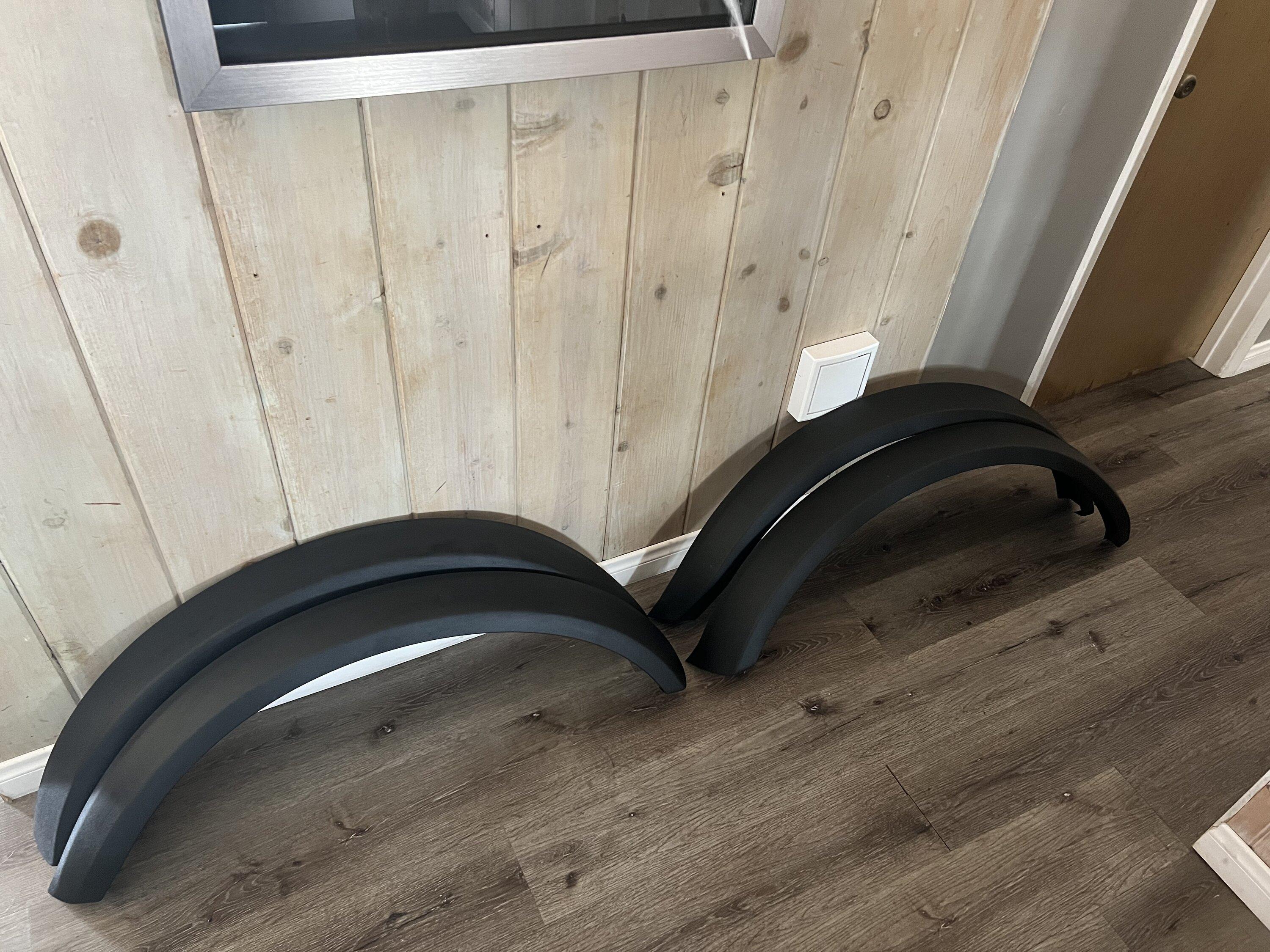 Ford Bronco Standard base non sas  fender flares 71FA9432-89E8-4721-8A5C-71F4A57F9E8F