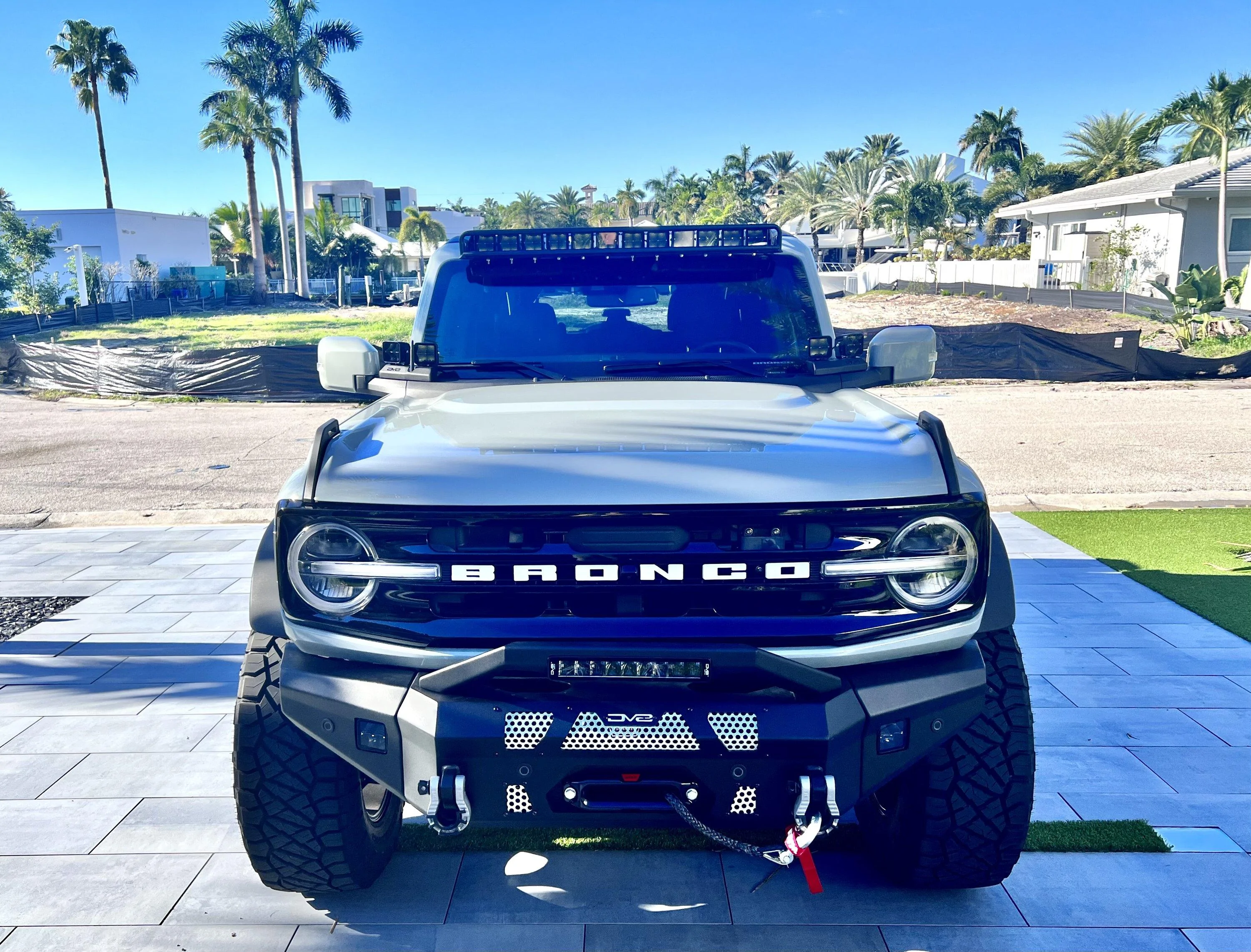 Ford Bronco CACTUS GRAY Bronco Club 6815632D-8278-4290-82CE-E8D56DACEE3D