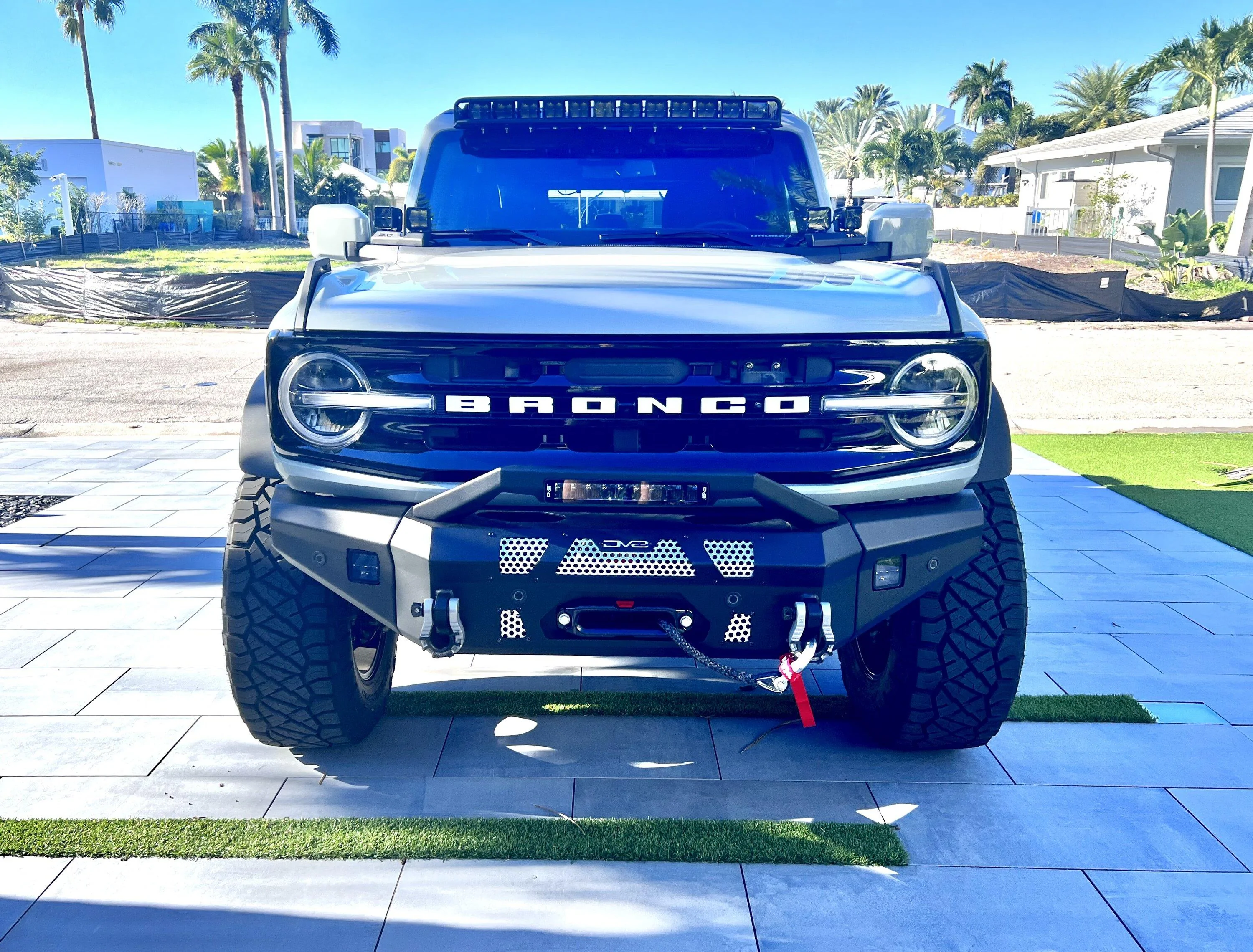 Ford Bronco CACTUS GRAY Bronco Club BB03A561-63F1-481A-B60D-B67B25A5722F