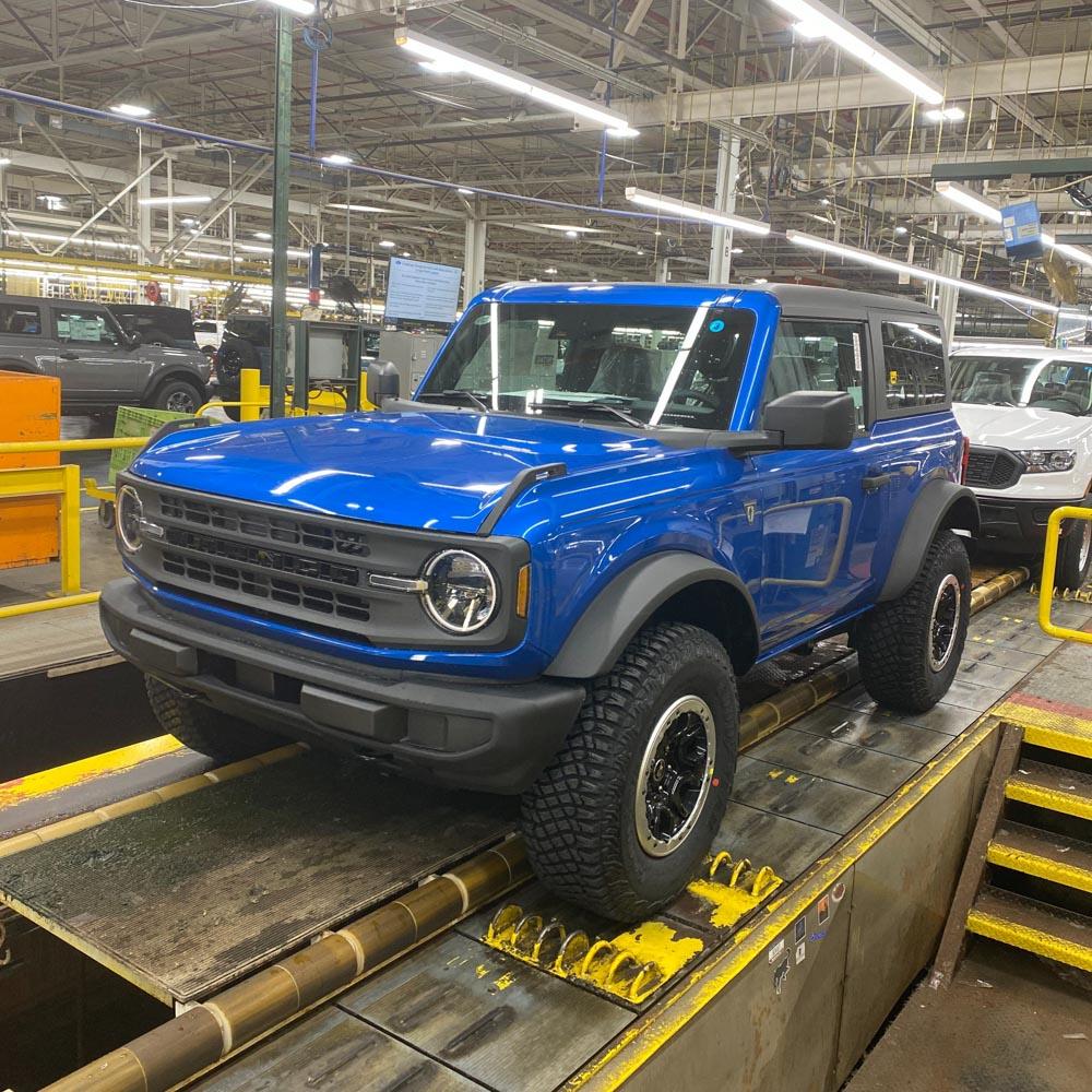 Ford Bronco My base coming off the line 5911F3A2-C474-4F7D-80DF-AC8250F4BCC3