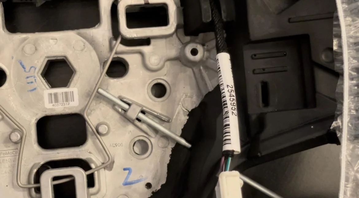 Ford Bronco Anyone changed out their steering wheel? E7376B4A-9BA8-4CB1-BC4F-00DE265EBDEF