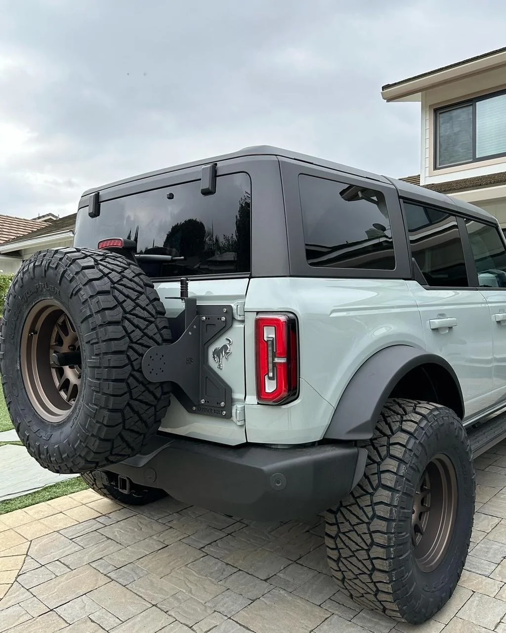 Ford Bronco Show us your installed wheel / tire upgrades here! (Pics) 1580866E-8E3B-4093-893C-DF86EFBE358A