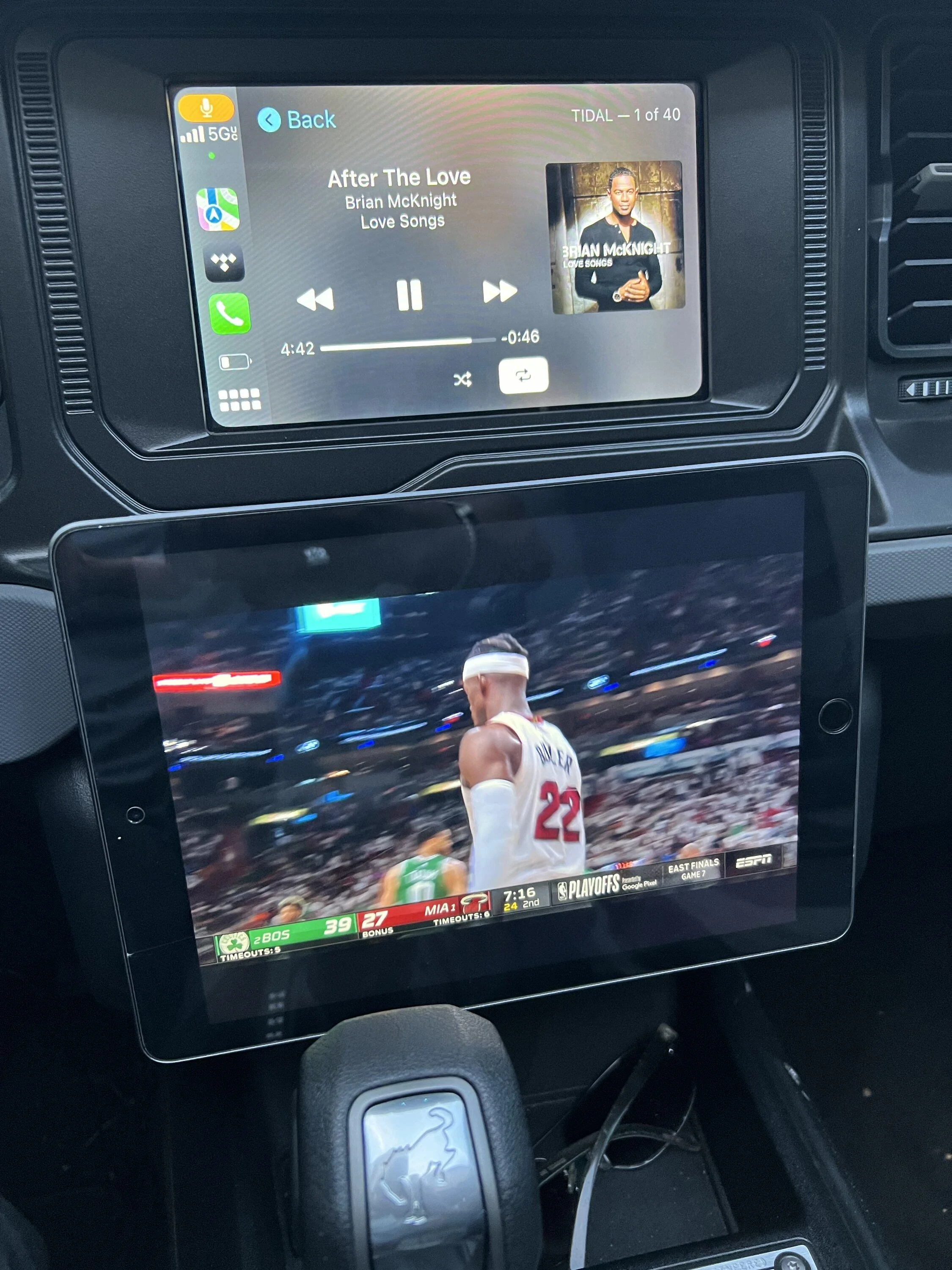 Ford Bronco Streamtoyourcar Media Box Works on Bronco -- stream / cast / watch videos on factory screen E8F98832-3A20-464B-9E01-98465161B717