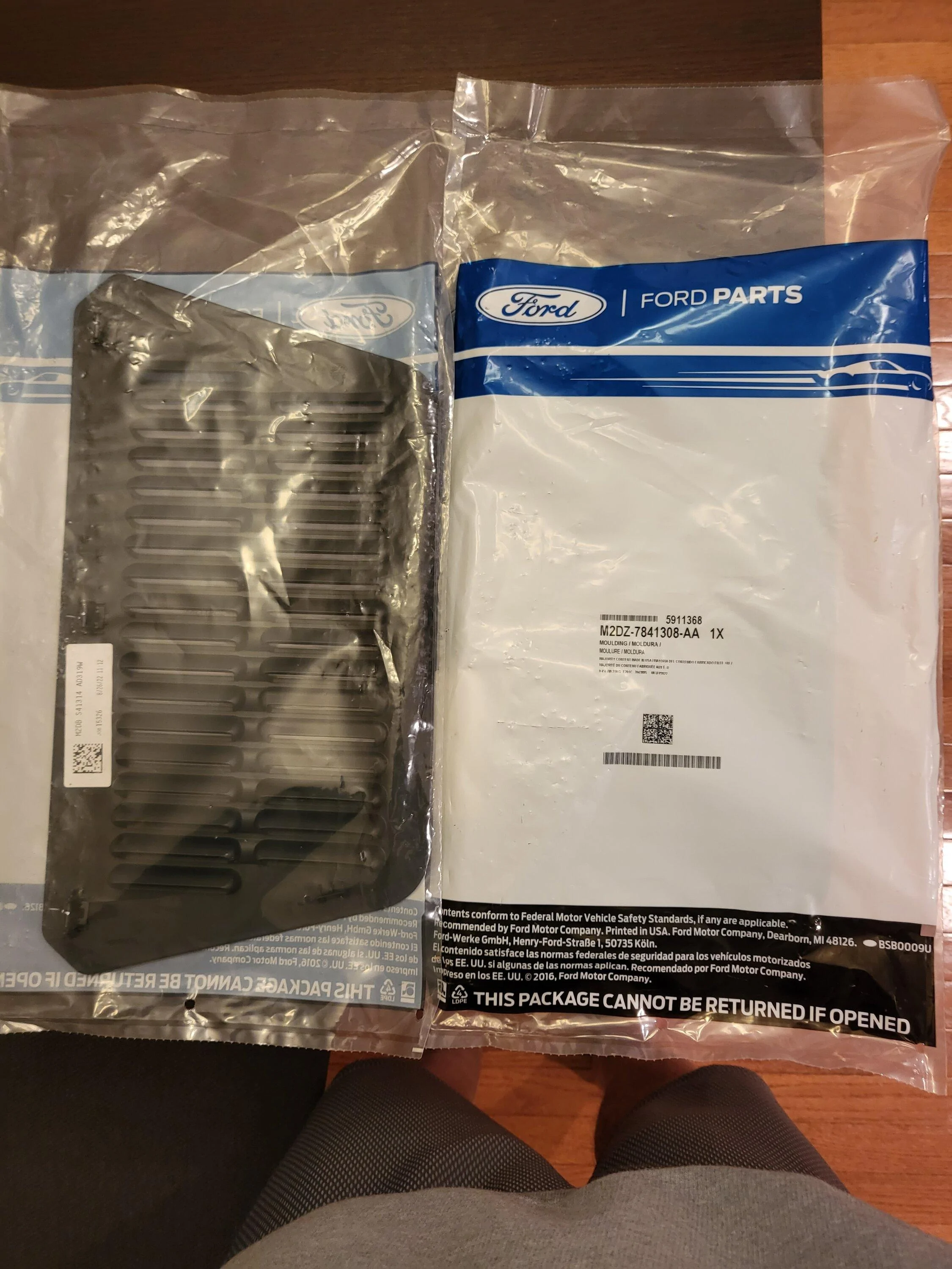 Ford Bronco Interior Tail Gate Trim Panel Replacement (broken plastic clip) 20221018_183919