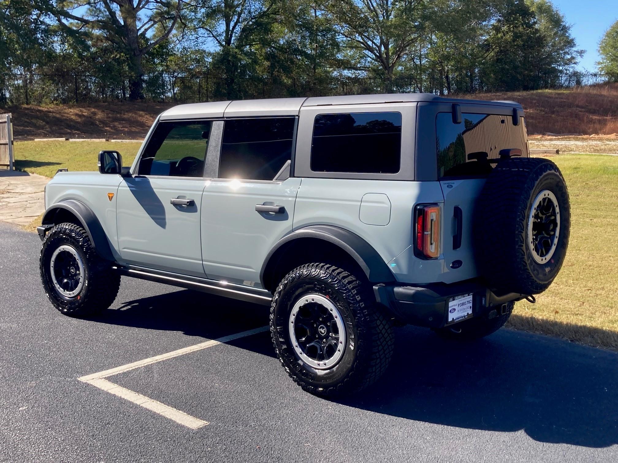Bronco2.jpg