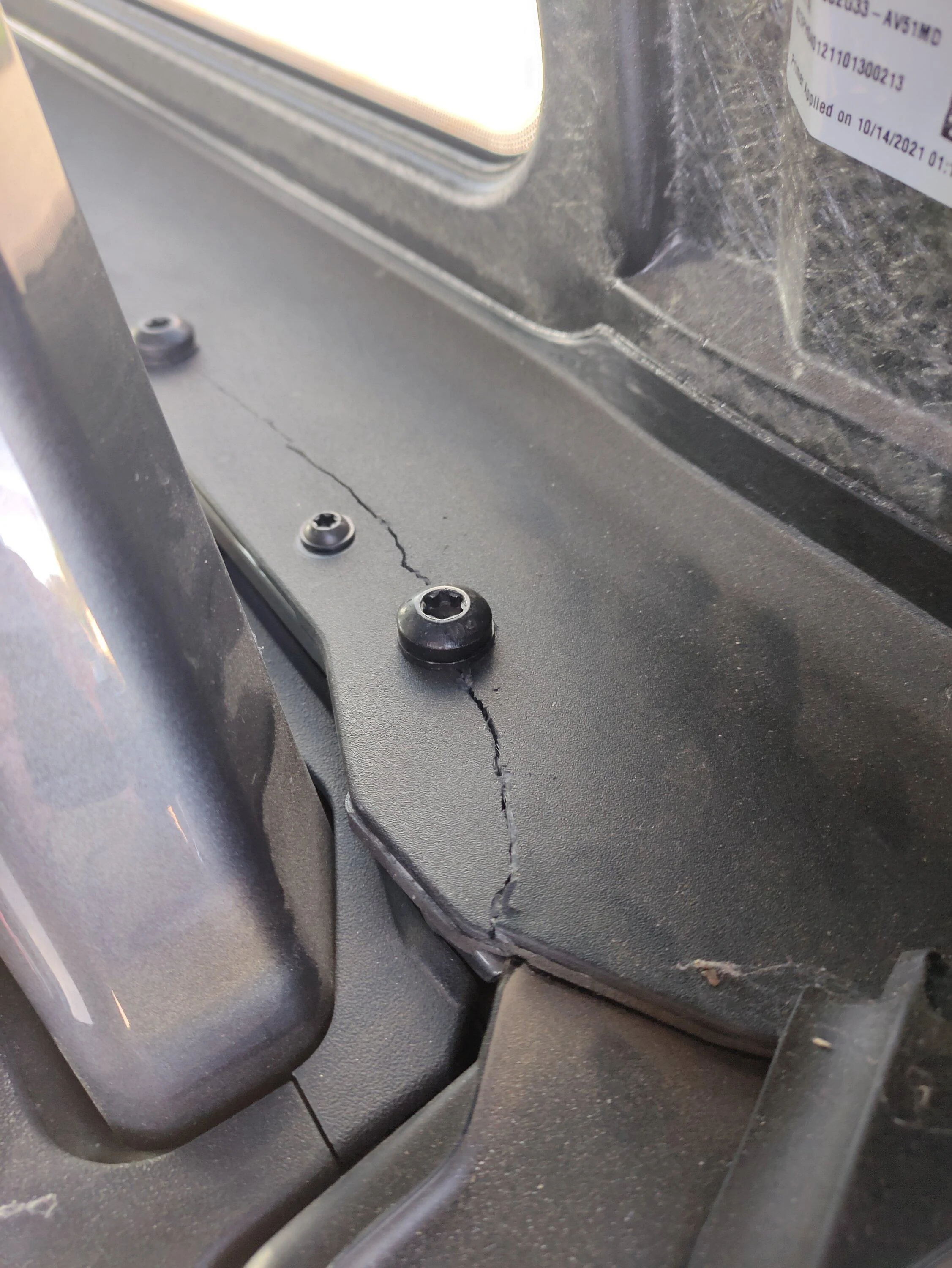 Ford Bronco Warning: Extended Warranty didn't cover MIC Top crack damage IMG_20220919_085531