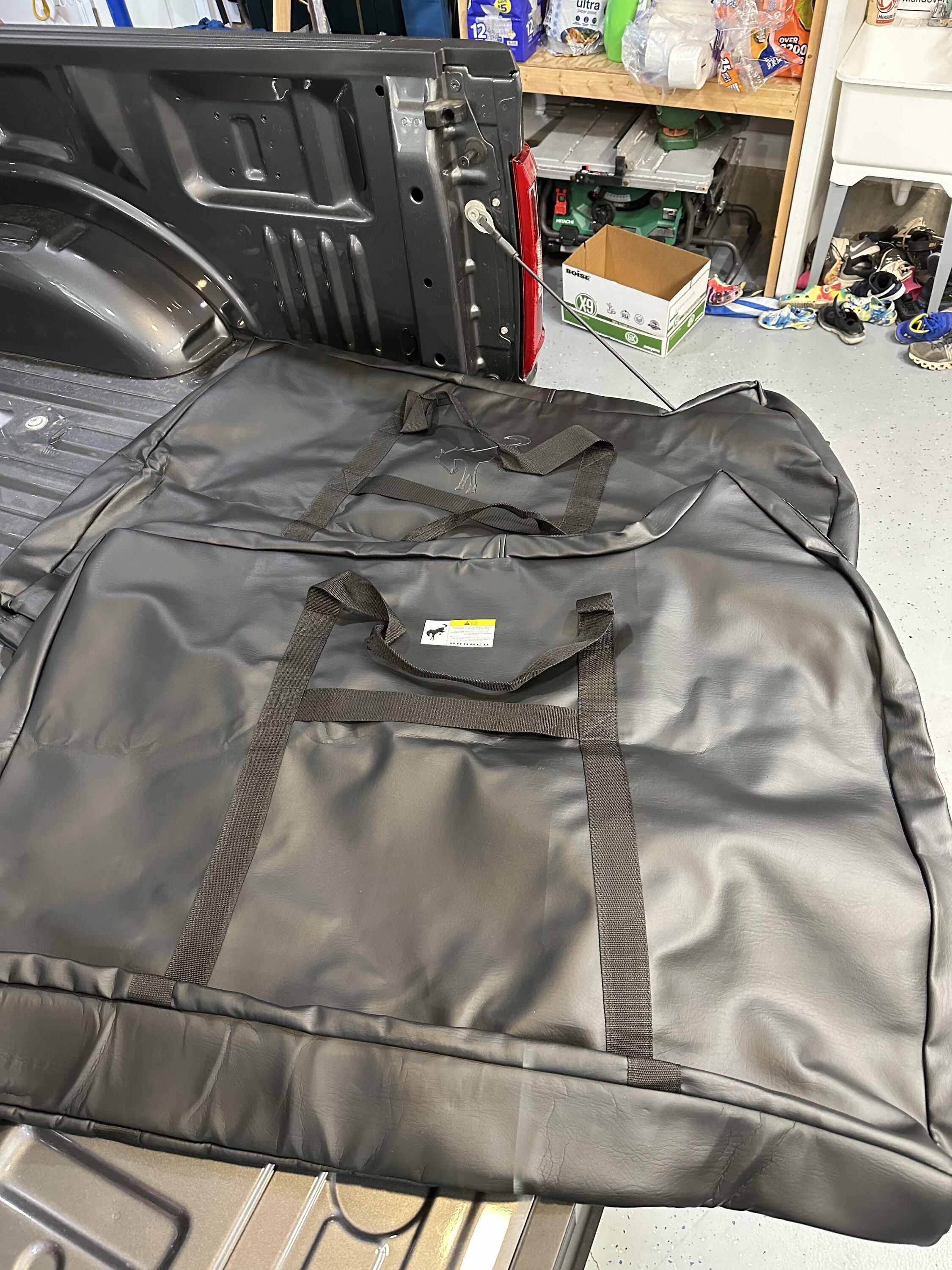Ford Bronco Garage Door Storage Bags C33946B3-76FF-46B2-8C55-EE1995808373