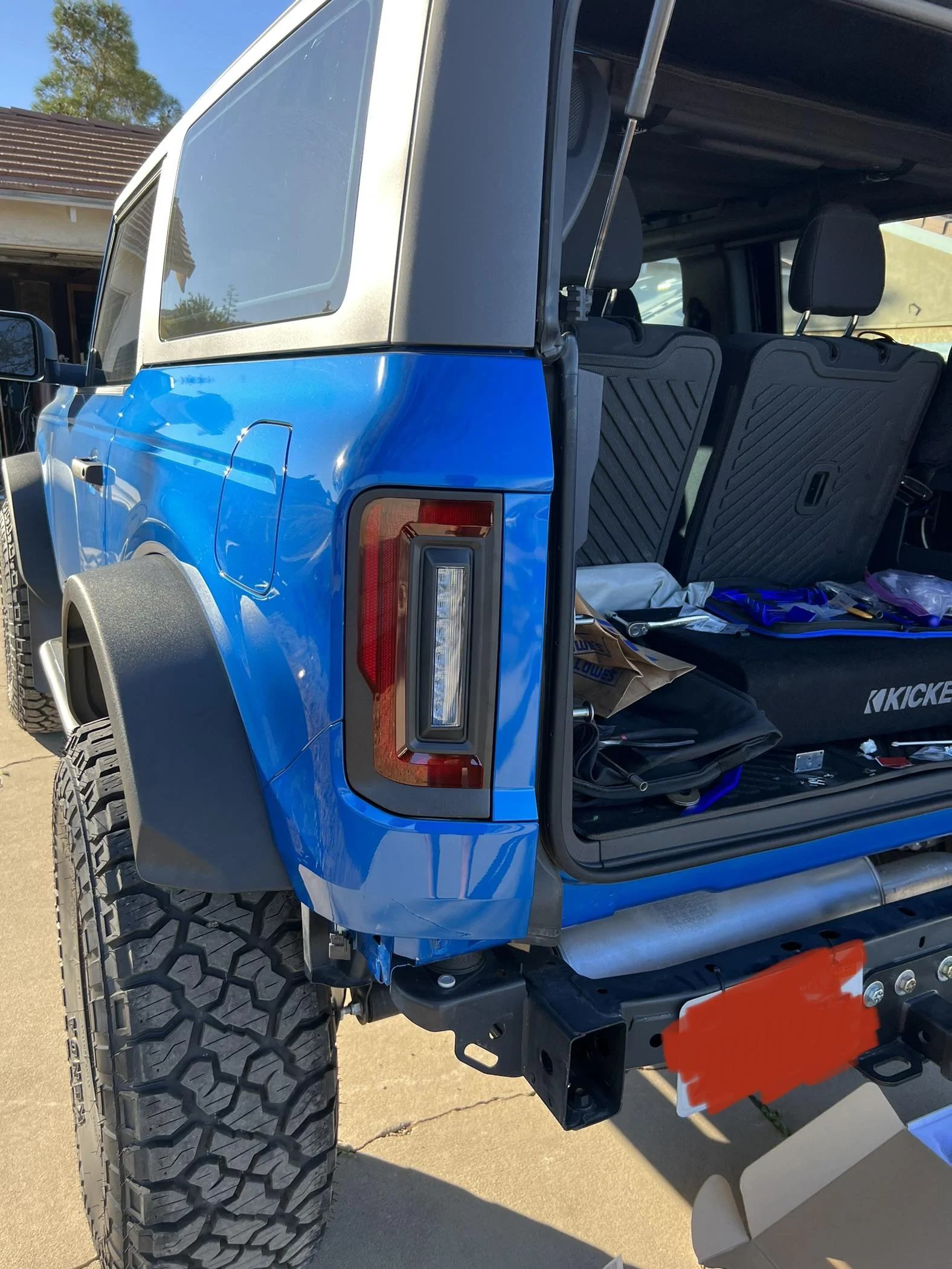 Ford Bronco 2-door desert runner Bronco w/ custom tire carrier F2D5C6DD-2E3E-43EE-928A-2CFB9BBC4795