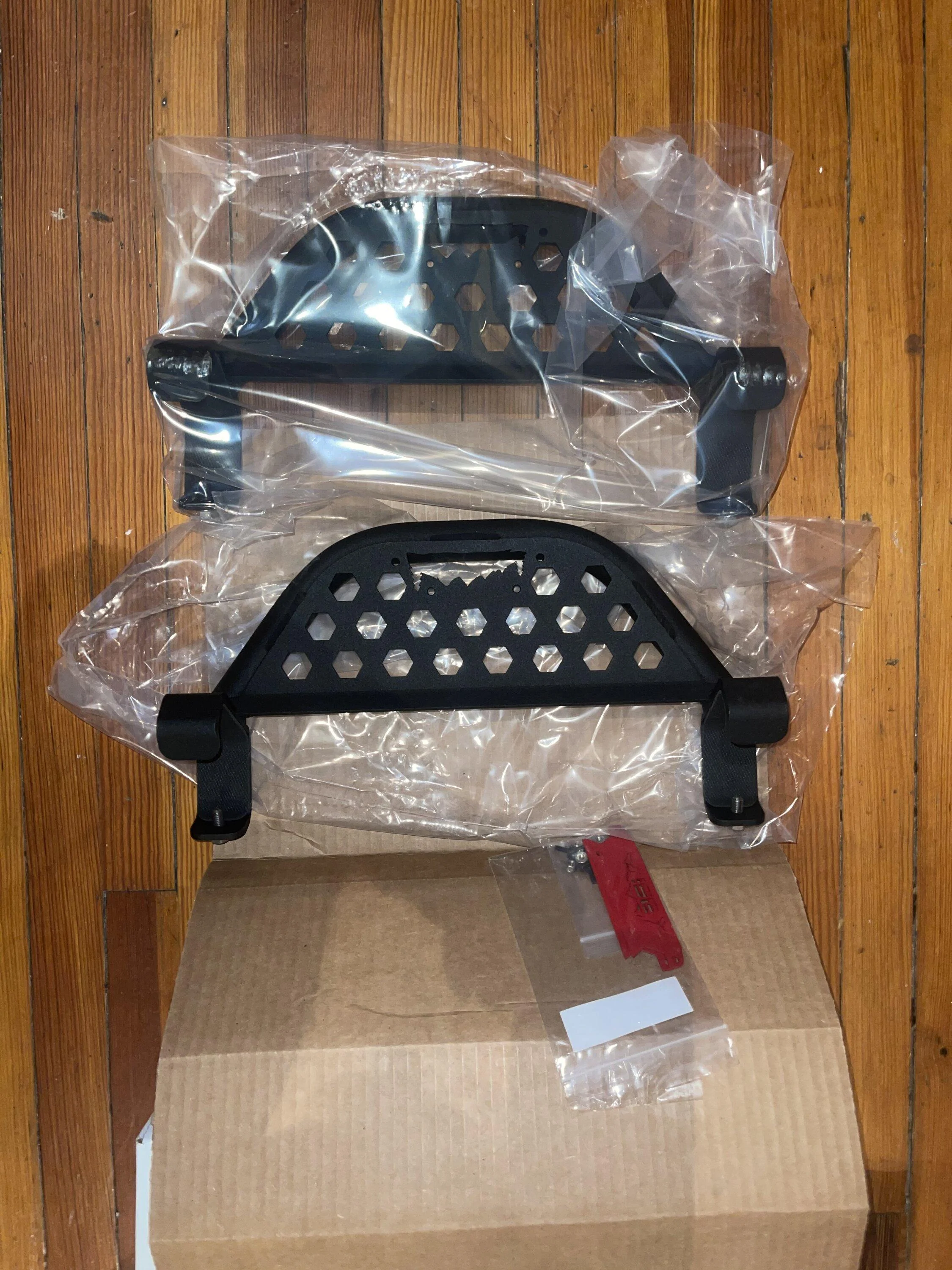 Ford Bronco BNIB IAG V2 Side Steps (4 Door) DA44D6B4-A1C0-4F39-B782-4C85CE1DAD76