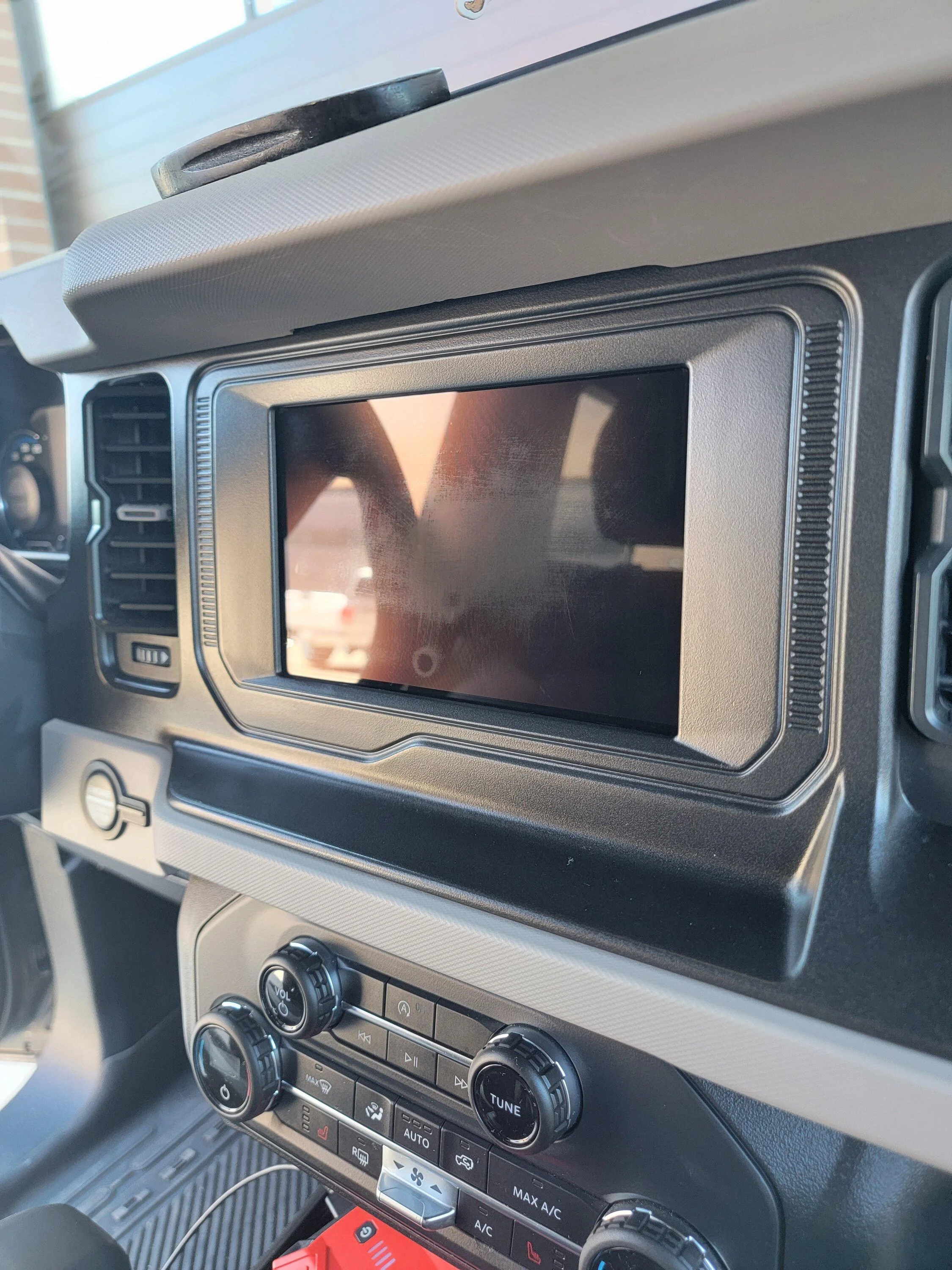 Ford Bronco Scratches on touch screen display??? 20221021_122331