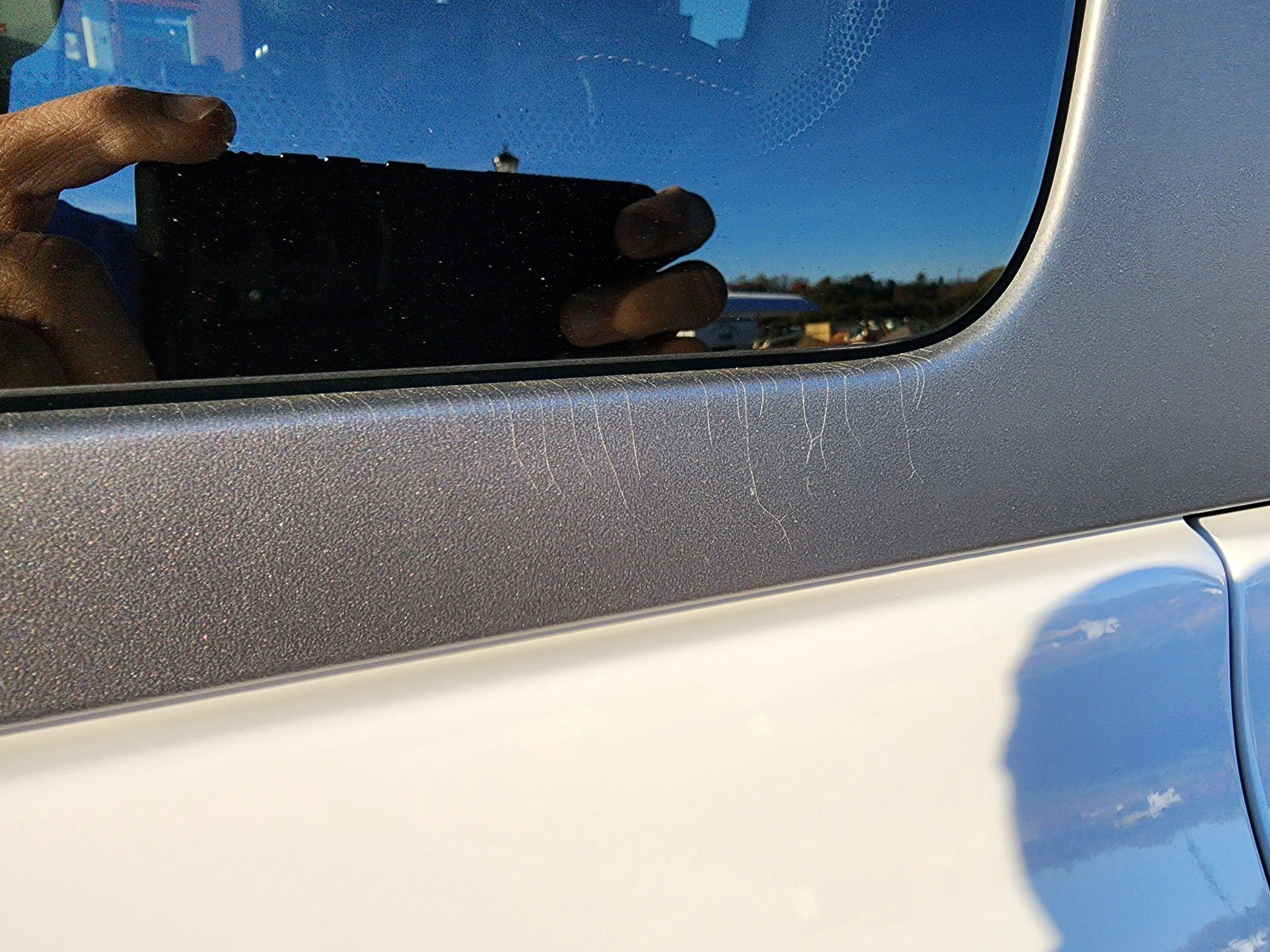 Ford Bronco UPDATE/ Ford IS Warranting MIC top v2 developing  hairline cracks 20221021_173551