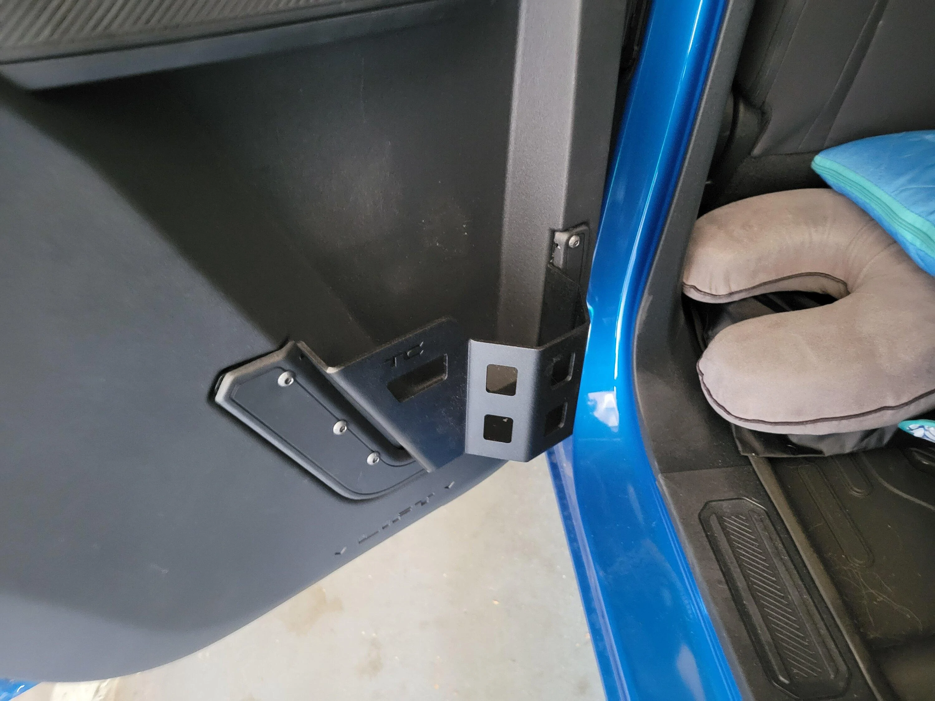 Ford Bronco CUP HOLDER CRISIS SOLVED! 20221022_100456