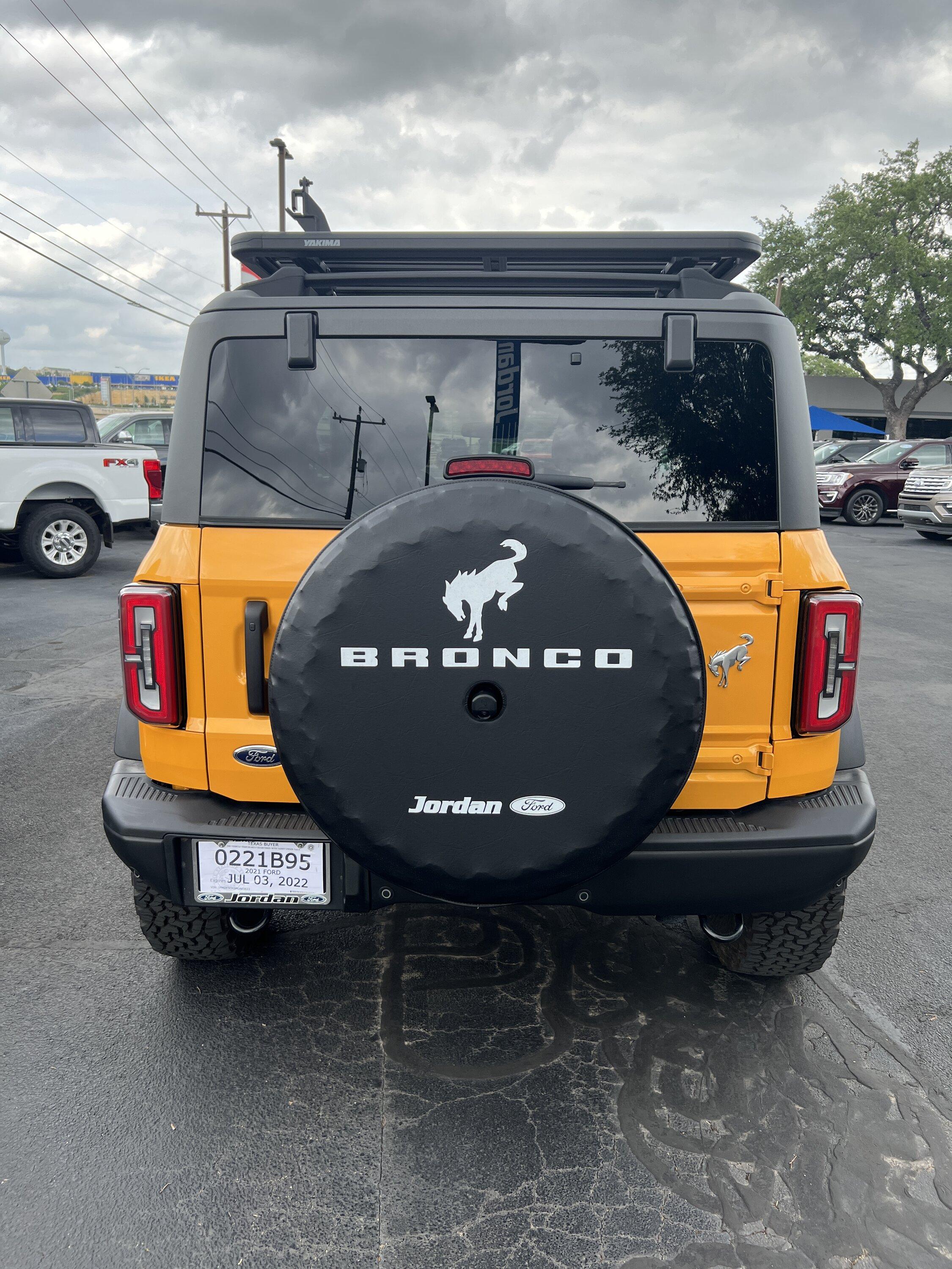 Ford Bronco Complete Yakima LockNLoad Large Platform setup for OEM rails. IMG_1169.JPG