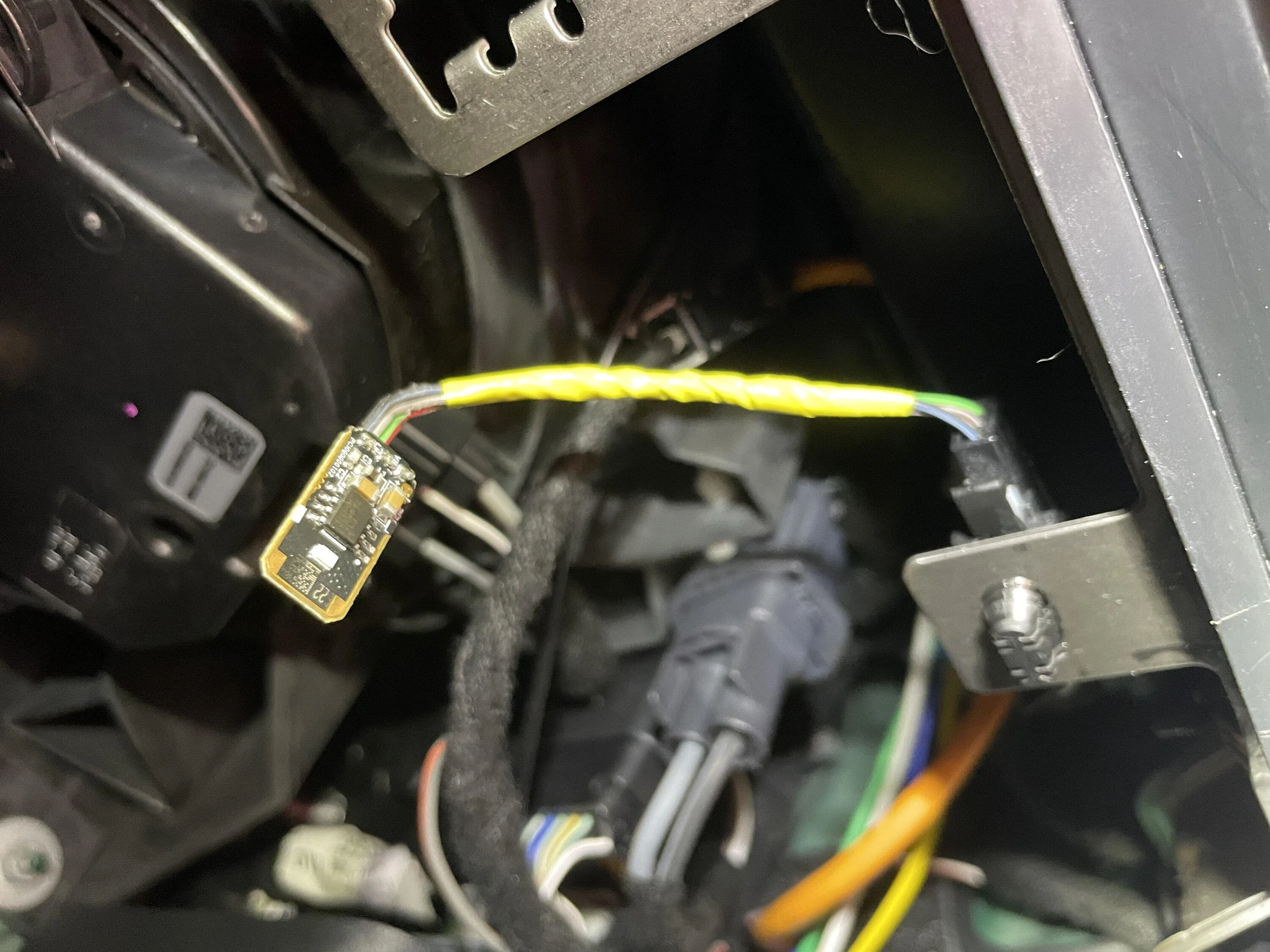 Ford Bronco Color changing ambient lighting using Ford OEM parts BD14B872-7025-447E-AF9D-8DCAED6C6A31