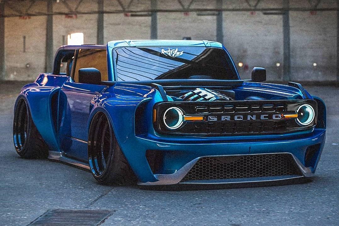 Ford Bronco Photoshop request please Slammed-2021-Ford-Bronco-With-Ford-GT-Engine-001