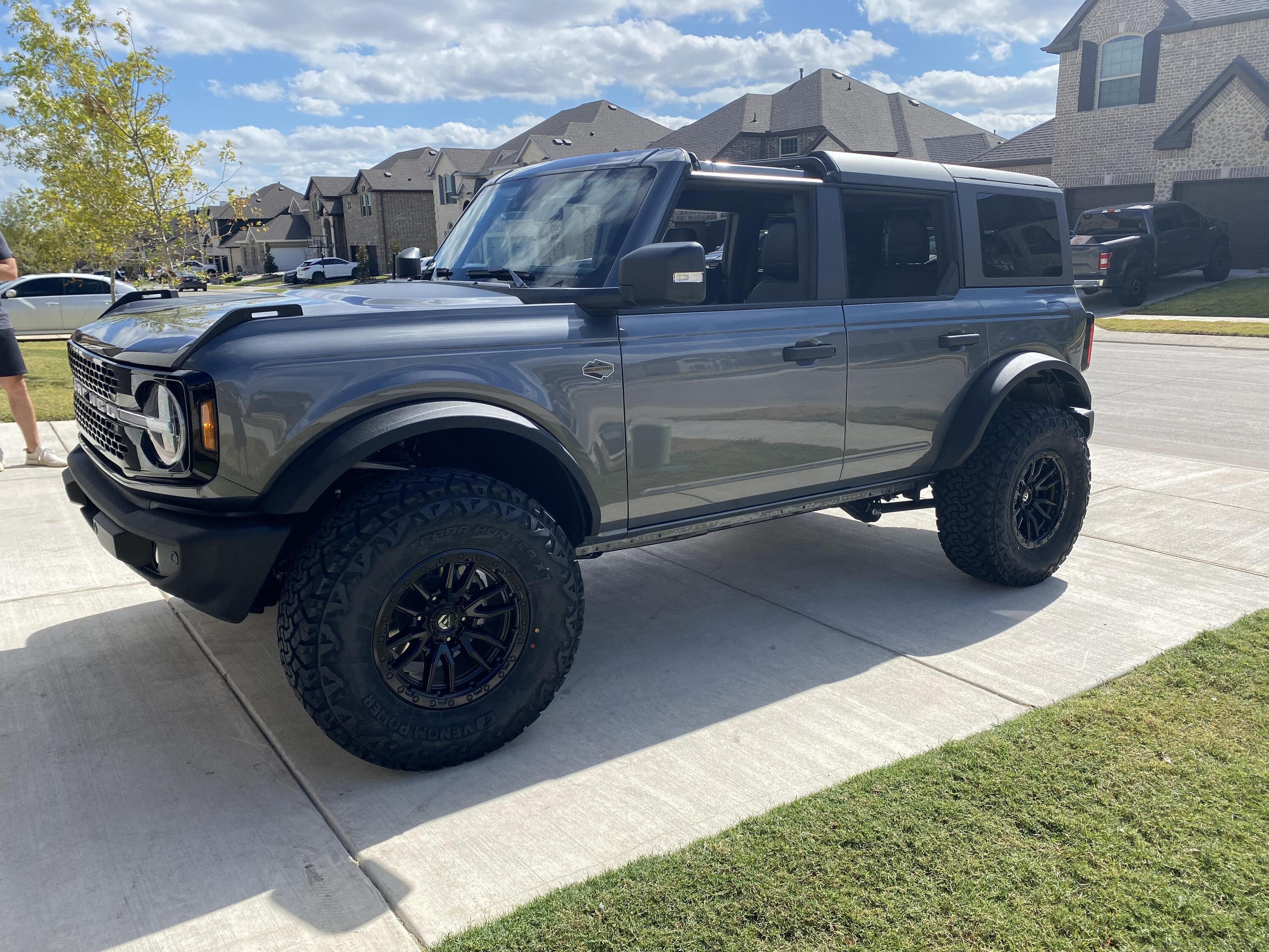 Ford Bronco Show us your installed wheel / tire upgrades here! (Pics) Bronco 2