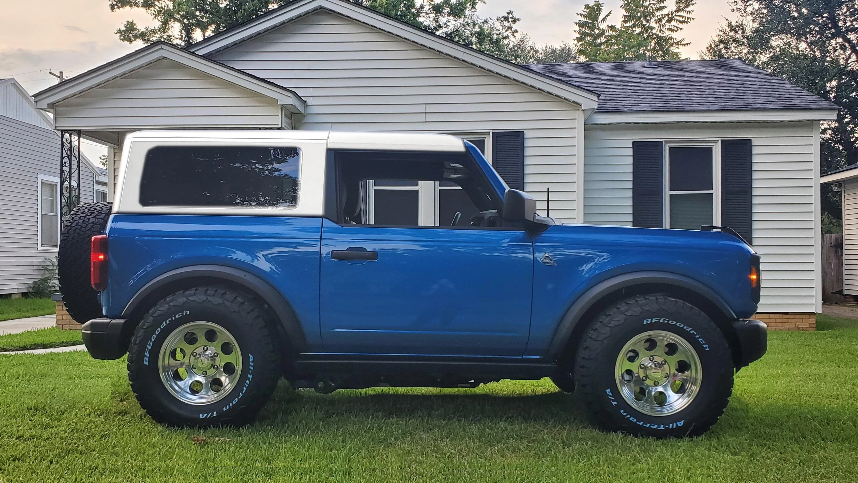 Ford Bronco Photoshop request please white to