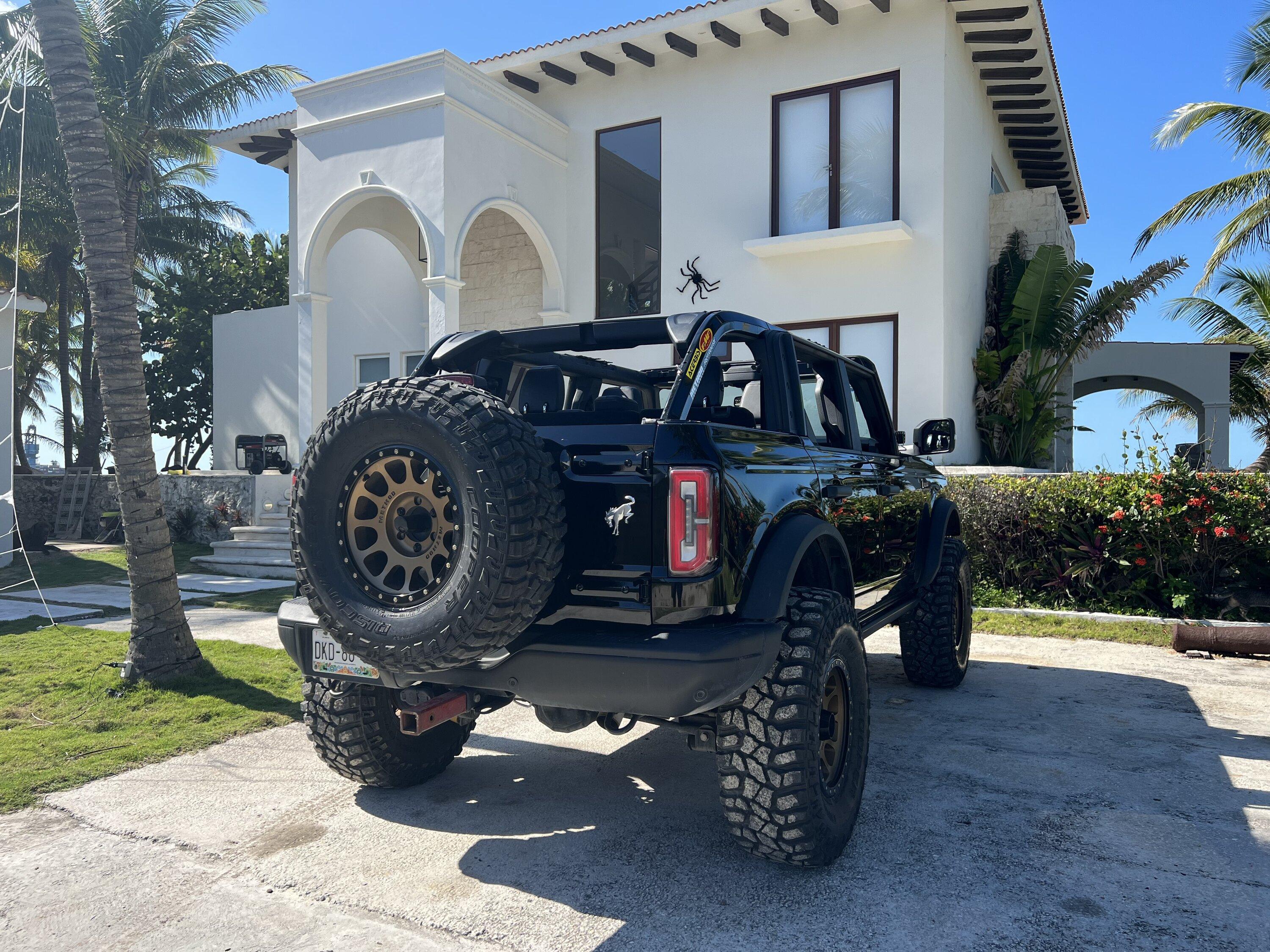 Ford Bronco Show me your broncos on 37’s… IMG_0876