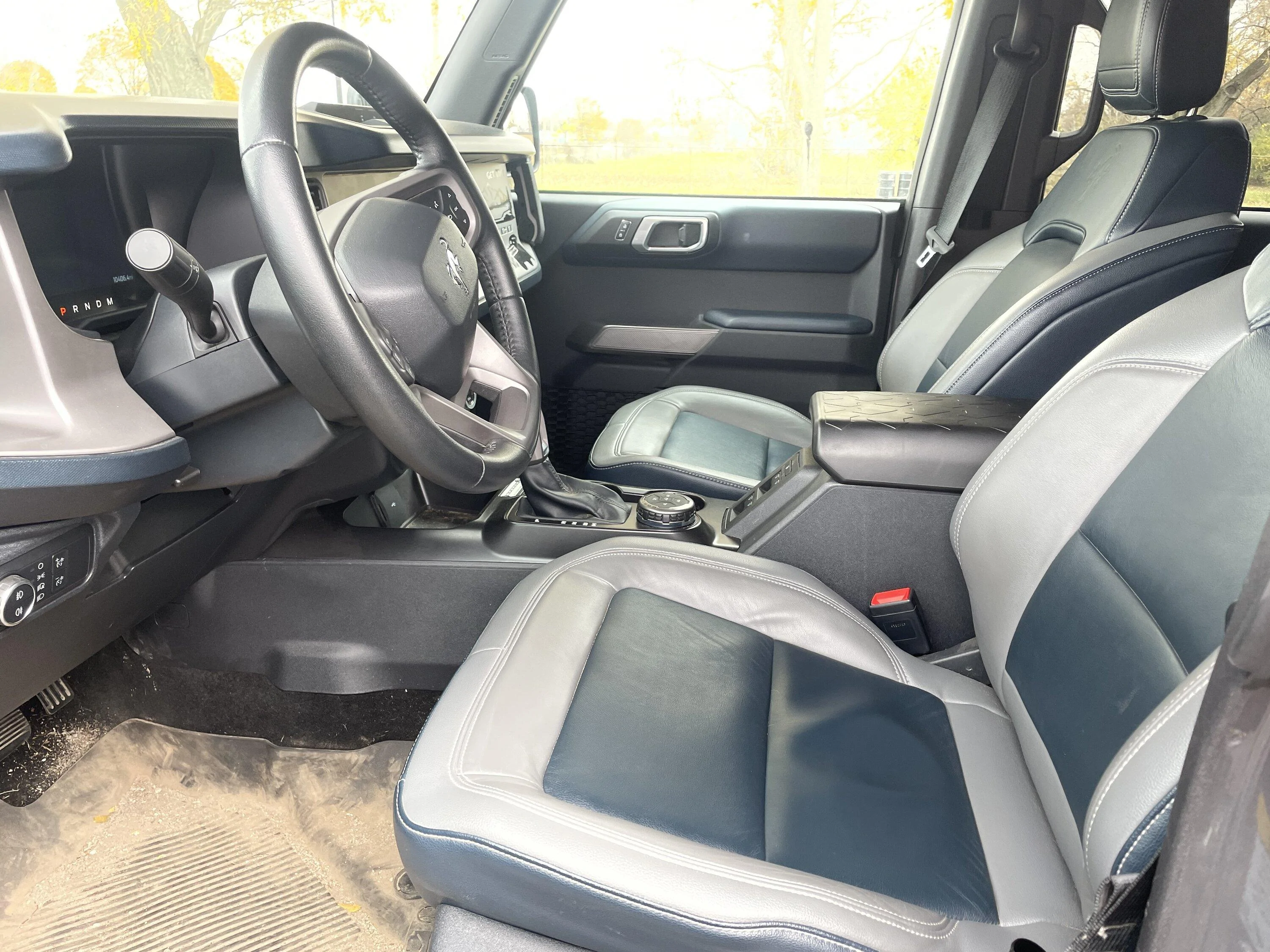 Ford Bronco Navy Pier interiors E9B3042F-BD8C-4C86-8A92-EF9A0B88DDE8