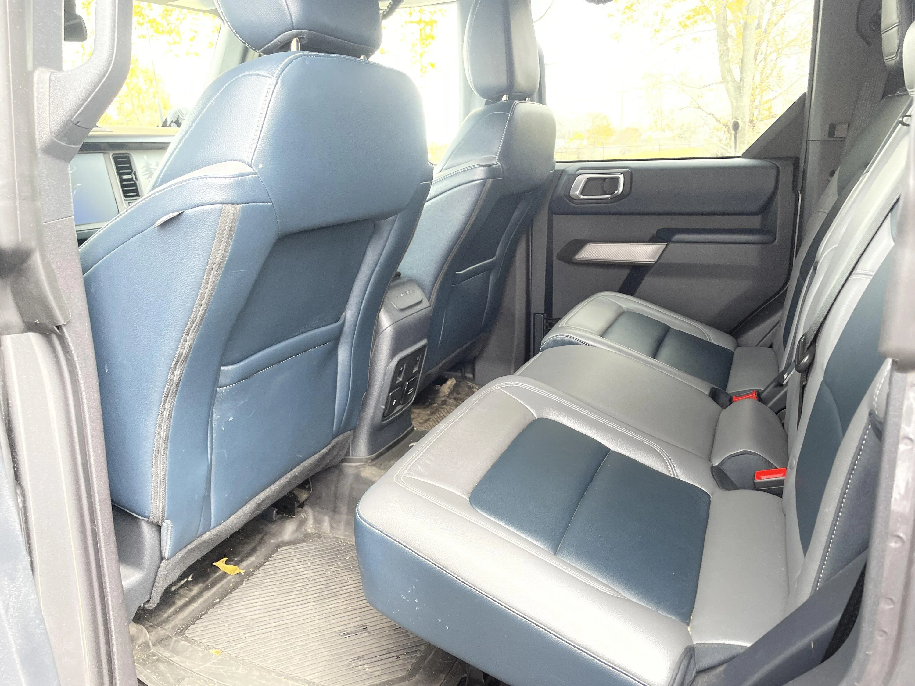 Ford Bronco Navy Pier interiors 3D703888-B43B-4064-97B3-710F1F803BB0