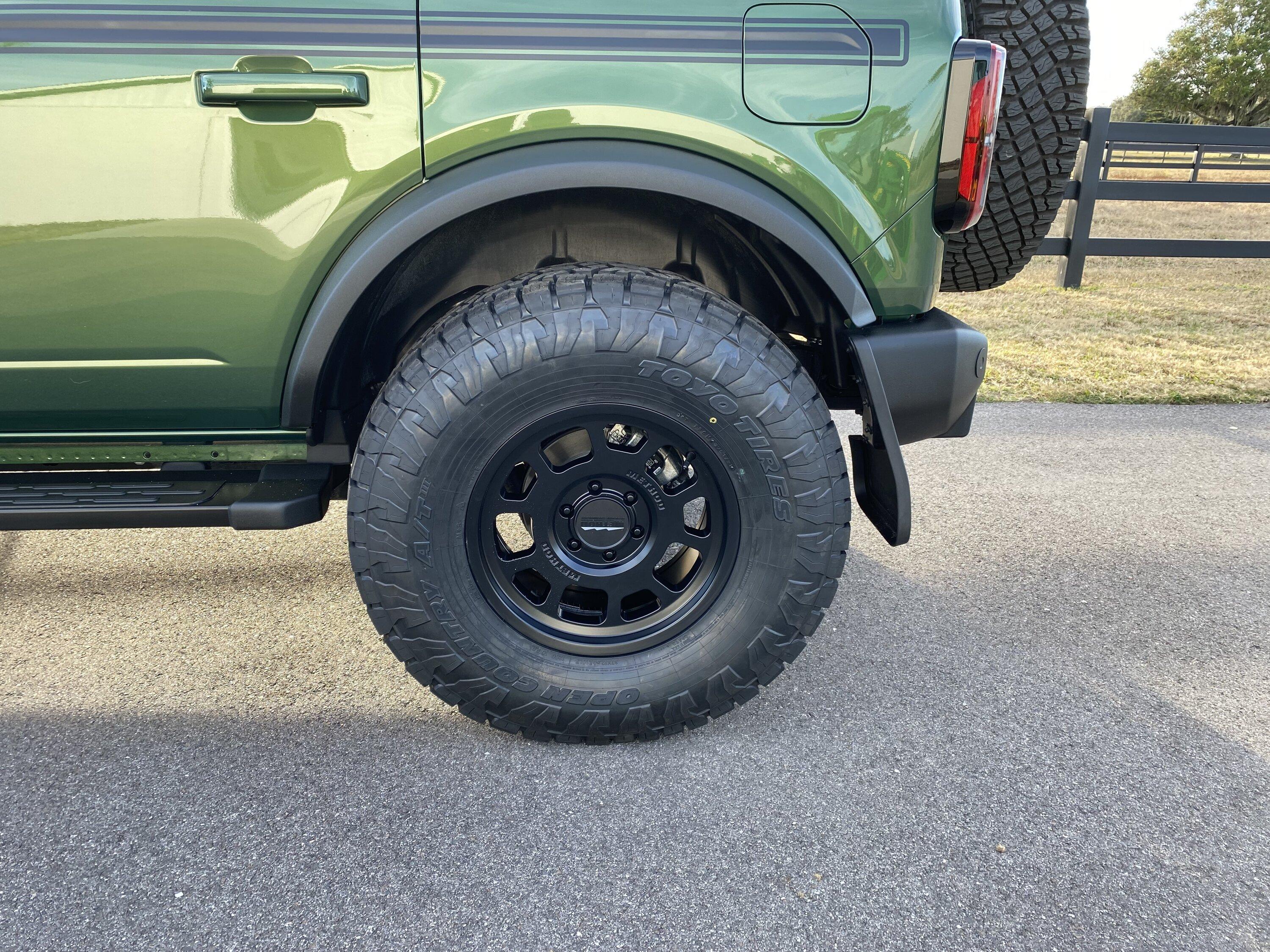 Ford Bronco Show us your installed wheel / tire upgrades here! (Pics) IMG_0202