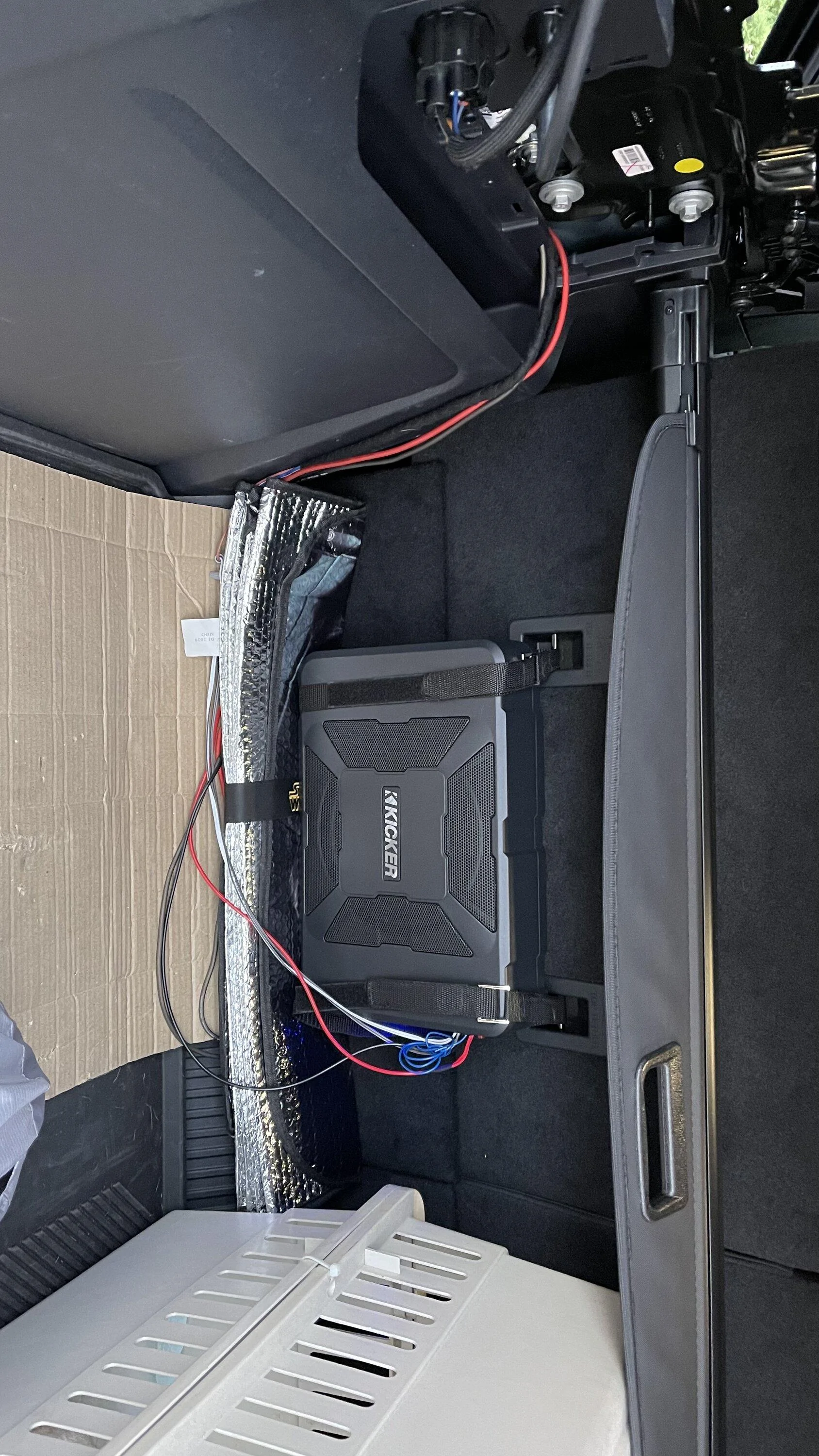 Ford Bronco Kicker Key Amp 200.4 Install DIY Video - Do this first! 00937A0D-720E-4C16-B16E-AA59085A5EF1