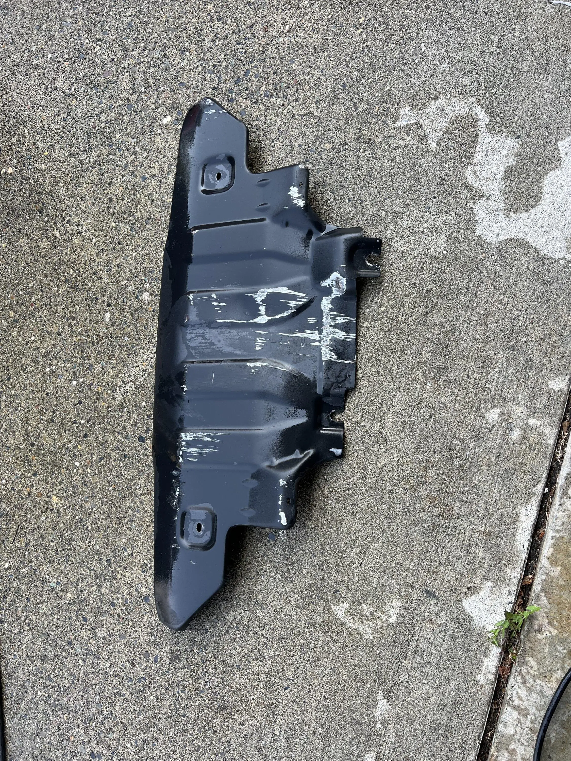 Ford Bronco Amazon Skid Plate 7A539E5B-98F3-4D82-917F-D46BAF1273CE